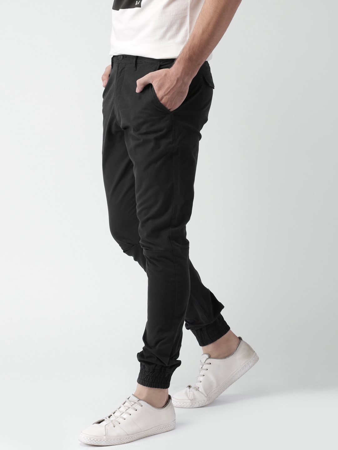 Men's black cheap chino joggers