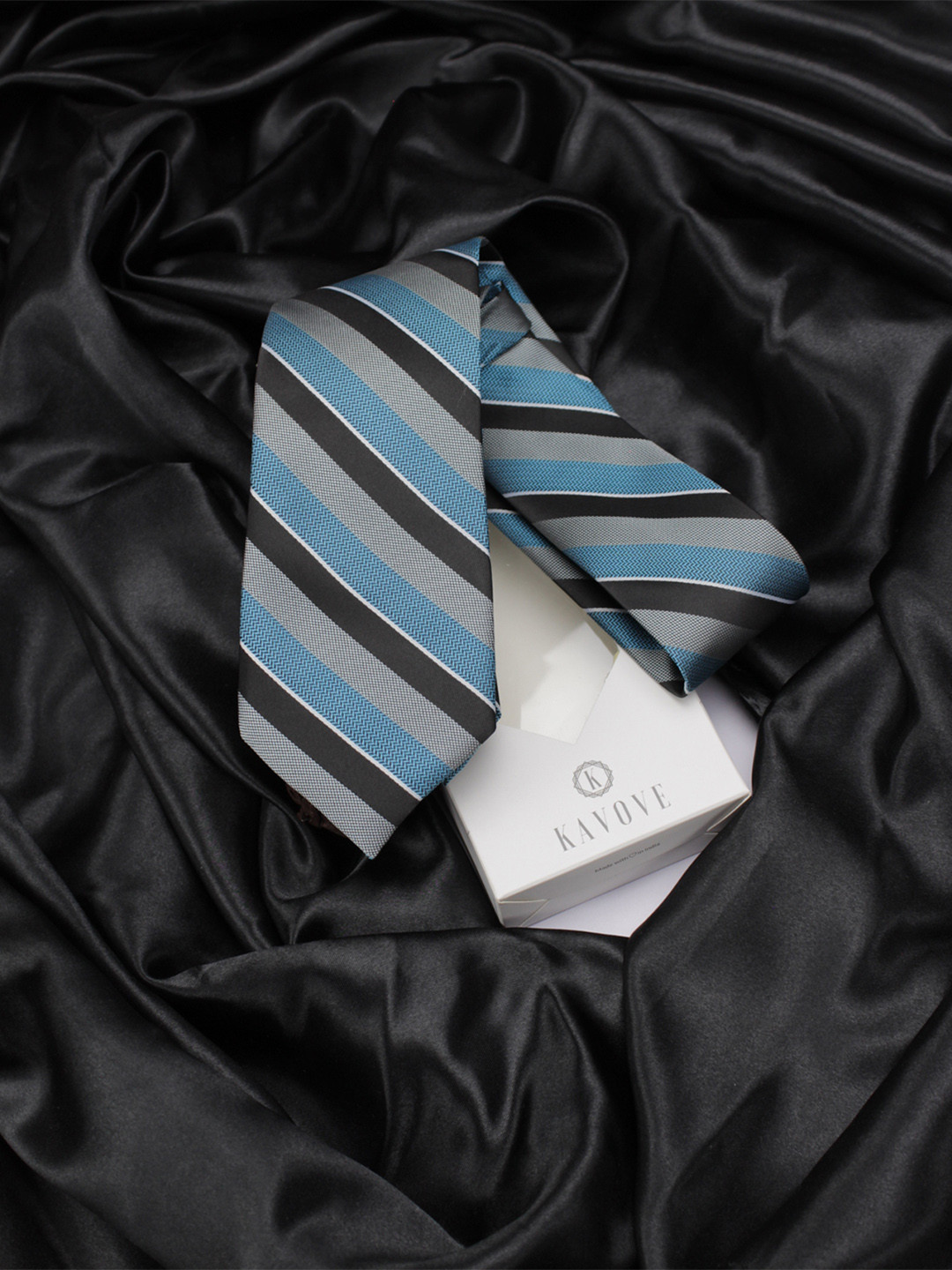 Kavove Men Teal & Black The Magma Striped Broad Tie