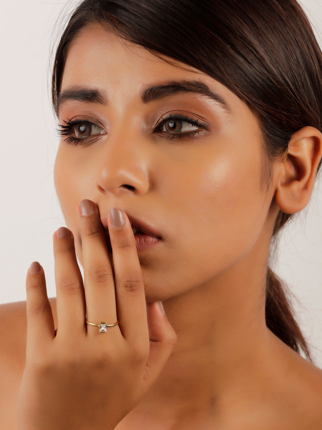 STILSKII Unisex Gold-Plated White CZ-Studded Adjustable Finger Ring