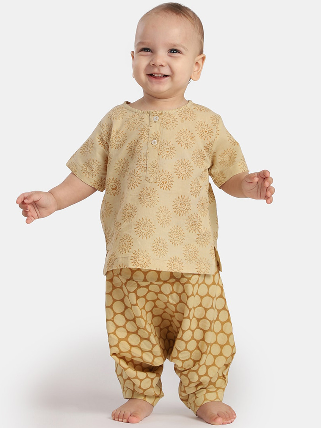 THE BABY LABEL Kids Yellow Printed Pure Cotton Kurta with Harem Pants