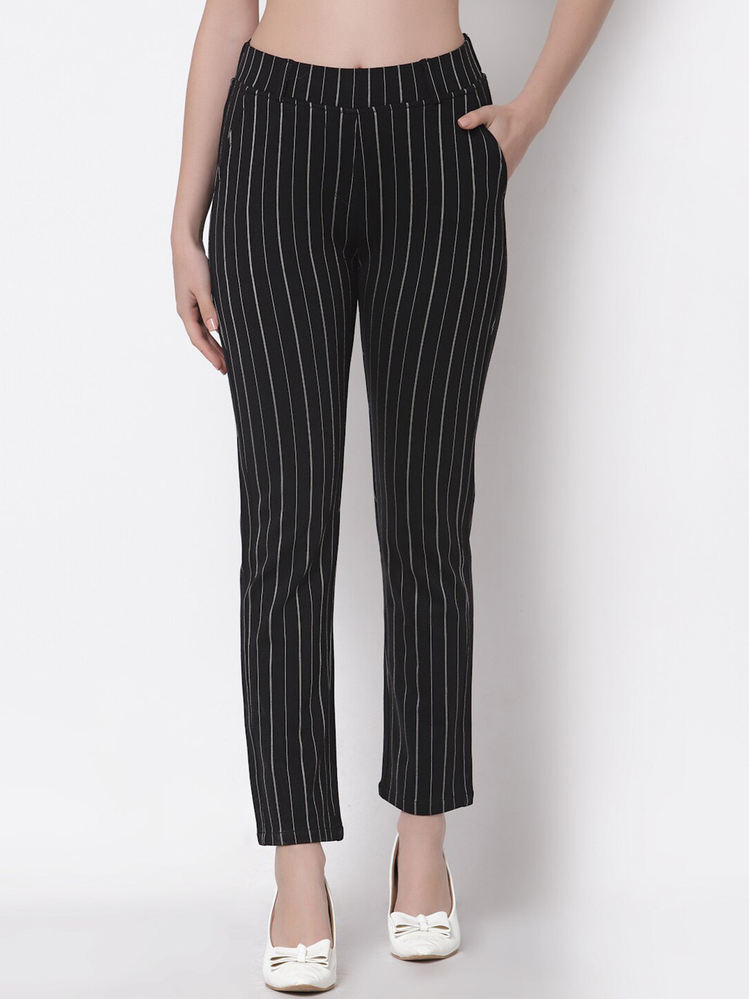 Westwood Women Black Striped Jeggings