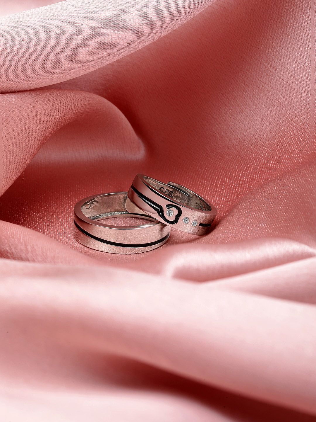 GIVA 925 Sterling Silver Rhodium-Plated Heart String Couple Rings