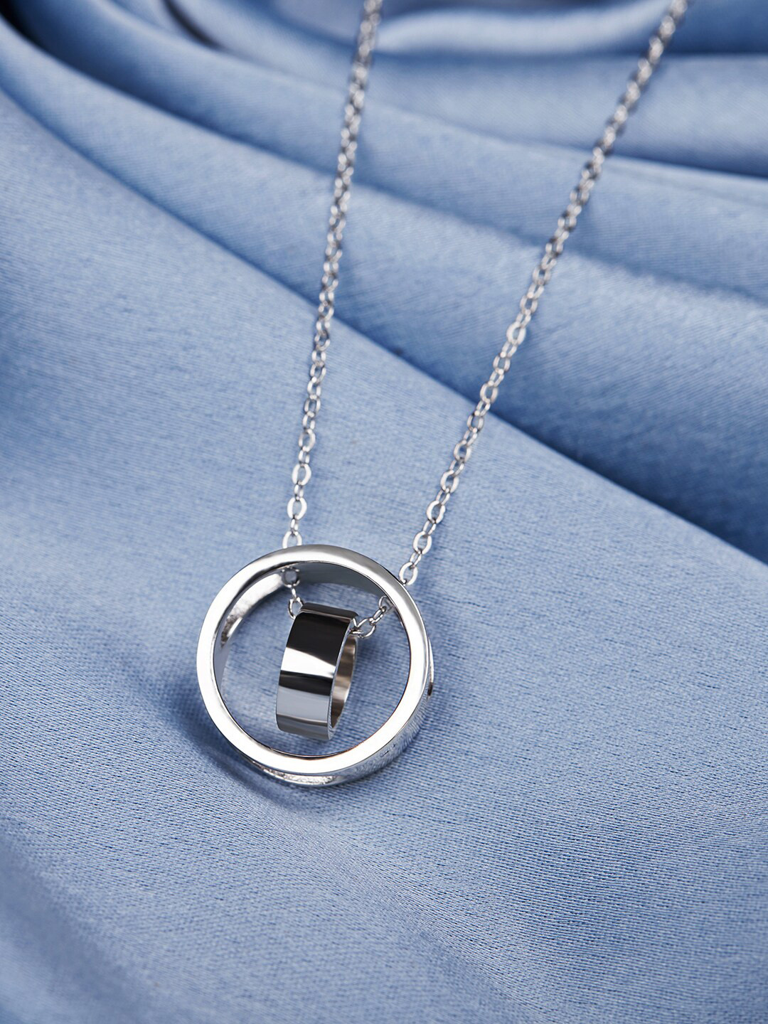 GIVA 925 Sterling Silver Rhodium Plated Dual Ring Pendant with Link Chain