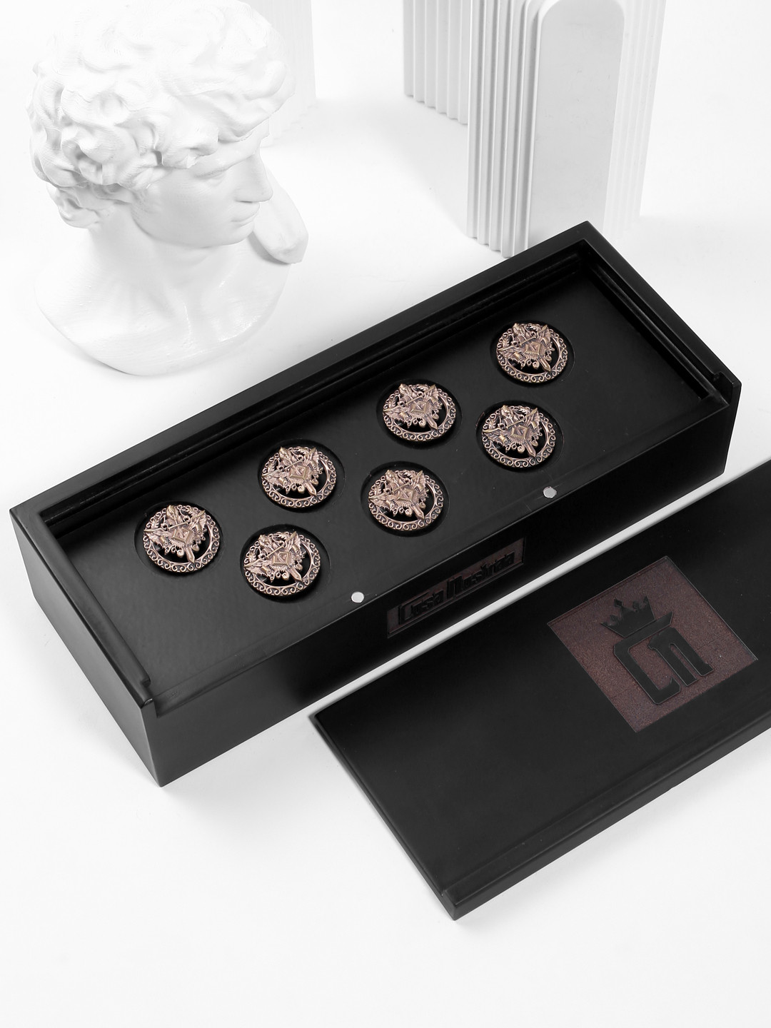 COSA NOSTRAA Men Antique Gold-Toned 7-Pieces The Prince V Coin Buttons Gift Set
