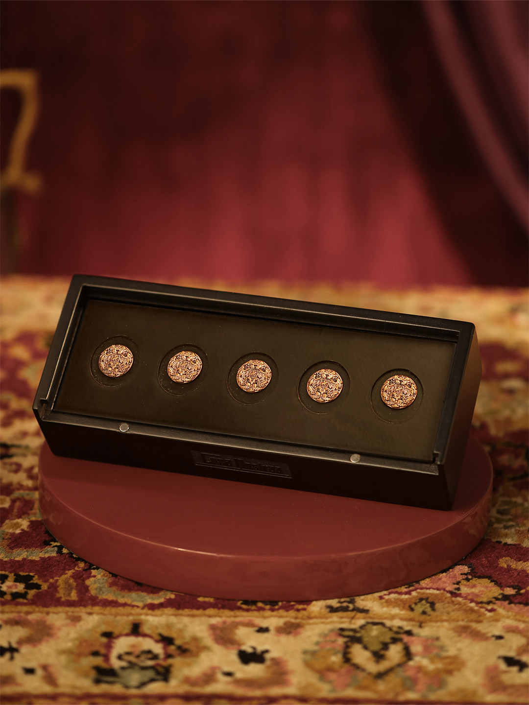 COSA NOSTRAA Set Of 5 Metallic Military Merit Buttons