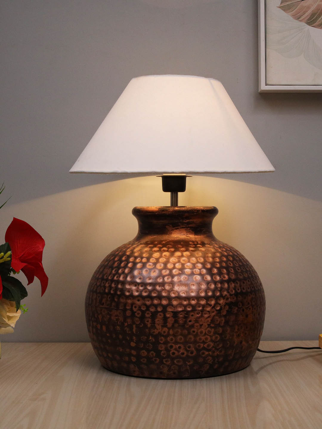 Homesake Brown & White Oil-Rubbed Pot Table Lamp with Shade