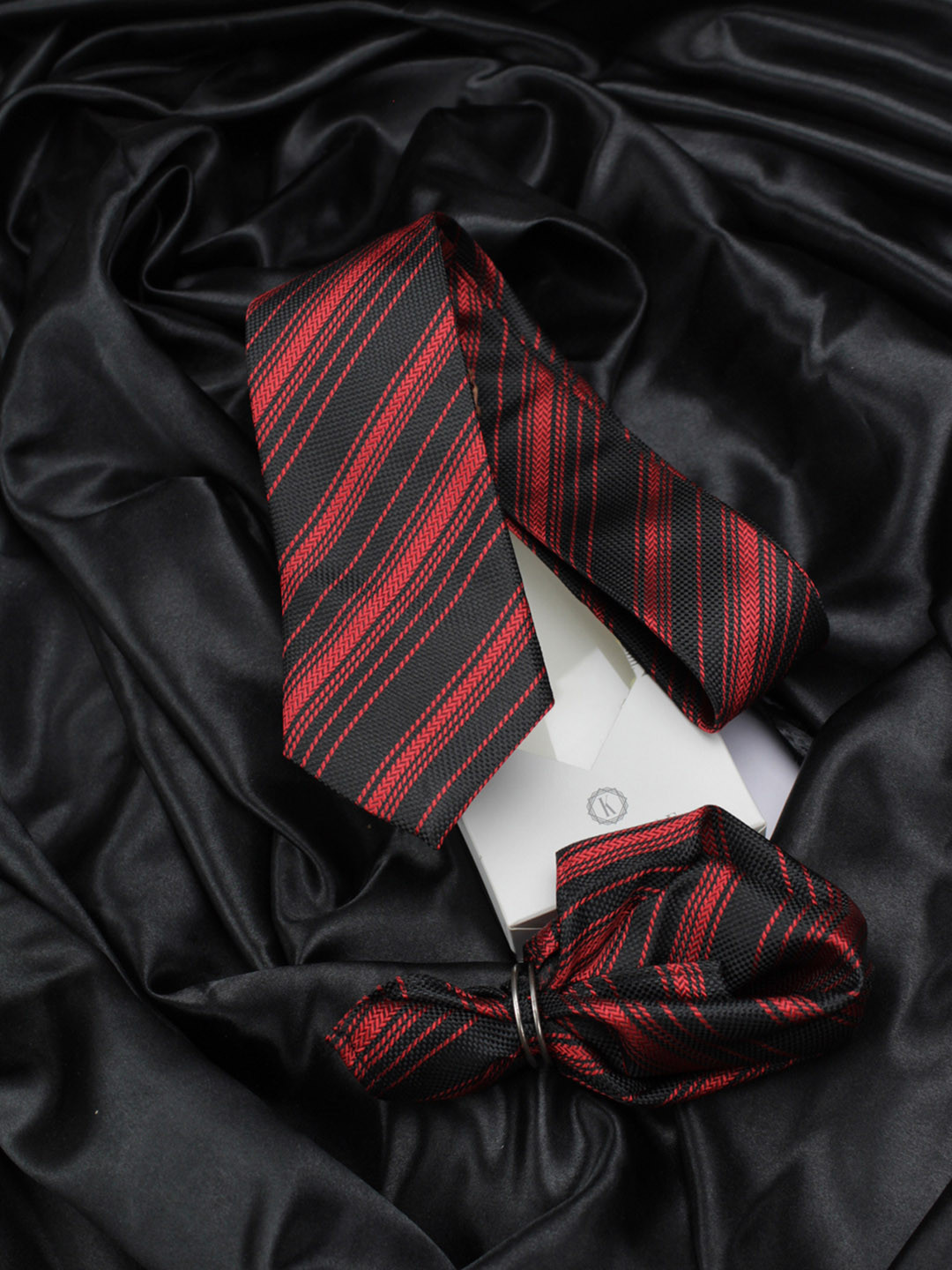 Kavove Men Black & Red Royal Accessory Gift Set