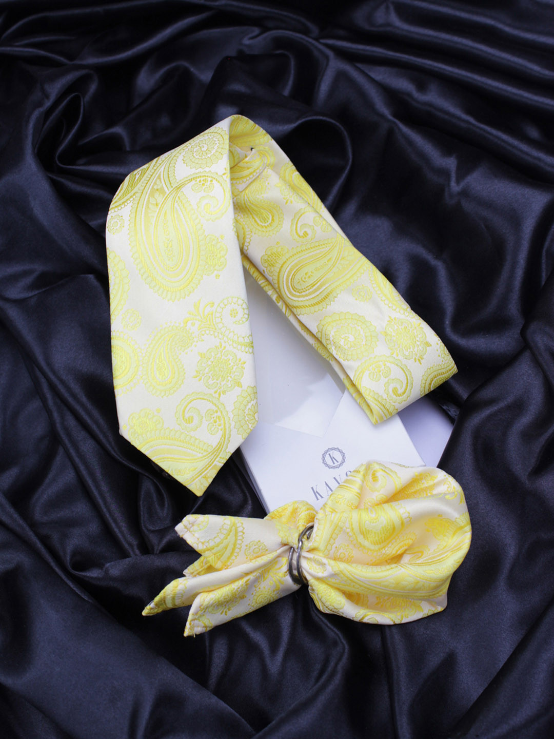 Kavove Men Yellow Paisley Neck Tie & Pocket Square Gift Set