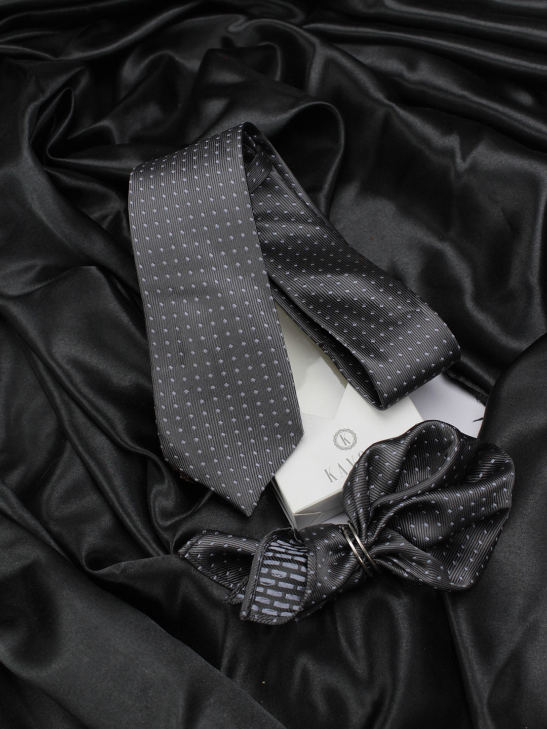 Kavove Men Black The Intellect Dash Abstract Gift Box