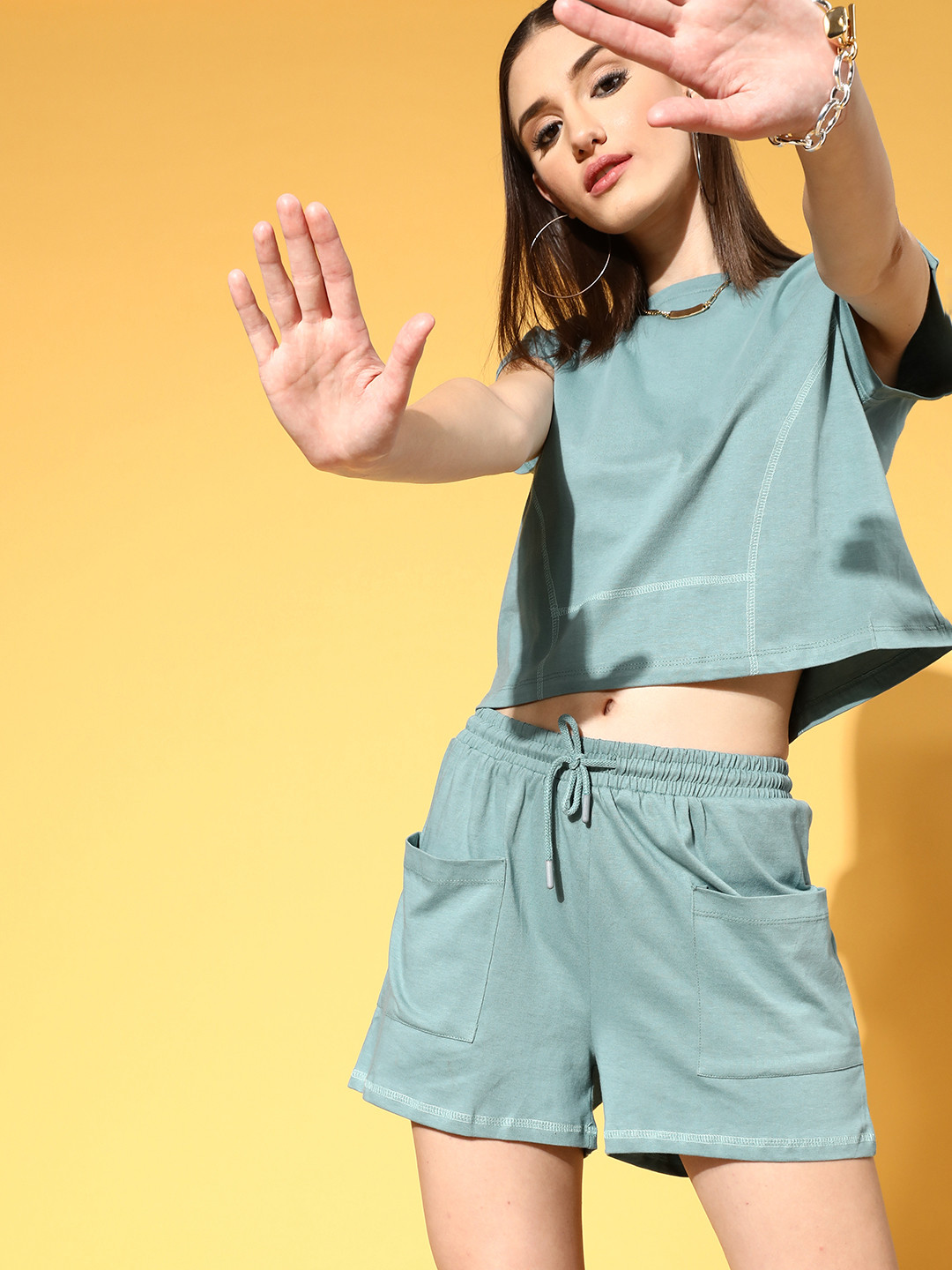 Roadster Women Blue Solid Cropped T-shirt & Shorts Set