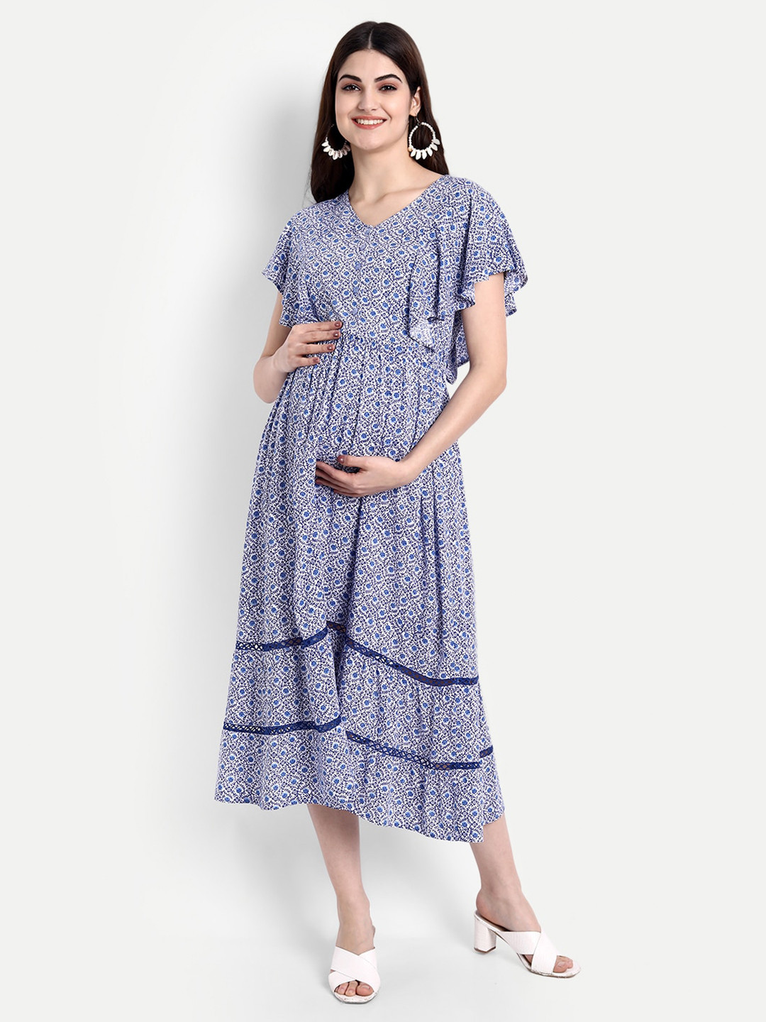 Aaruvi Ruchi Verma Women Blue Floral Printed Maternity Midi Dress