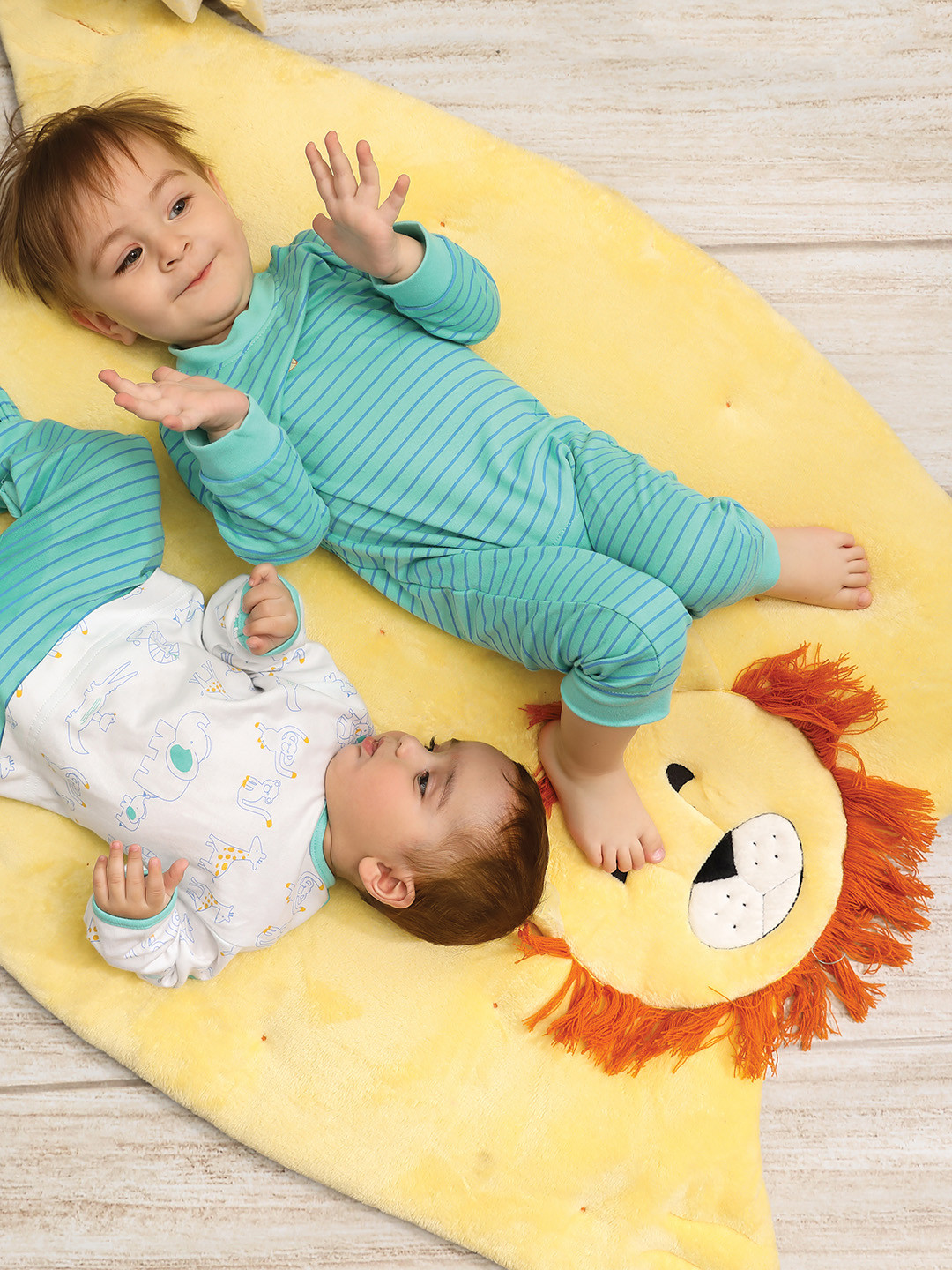 Mi Arcus Lion-Shaped Kids Cushioned Play Mat Yellow, 0 Months+, Size: 110 cm x 80 cm.