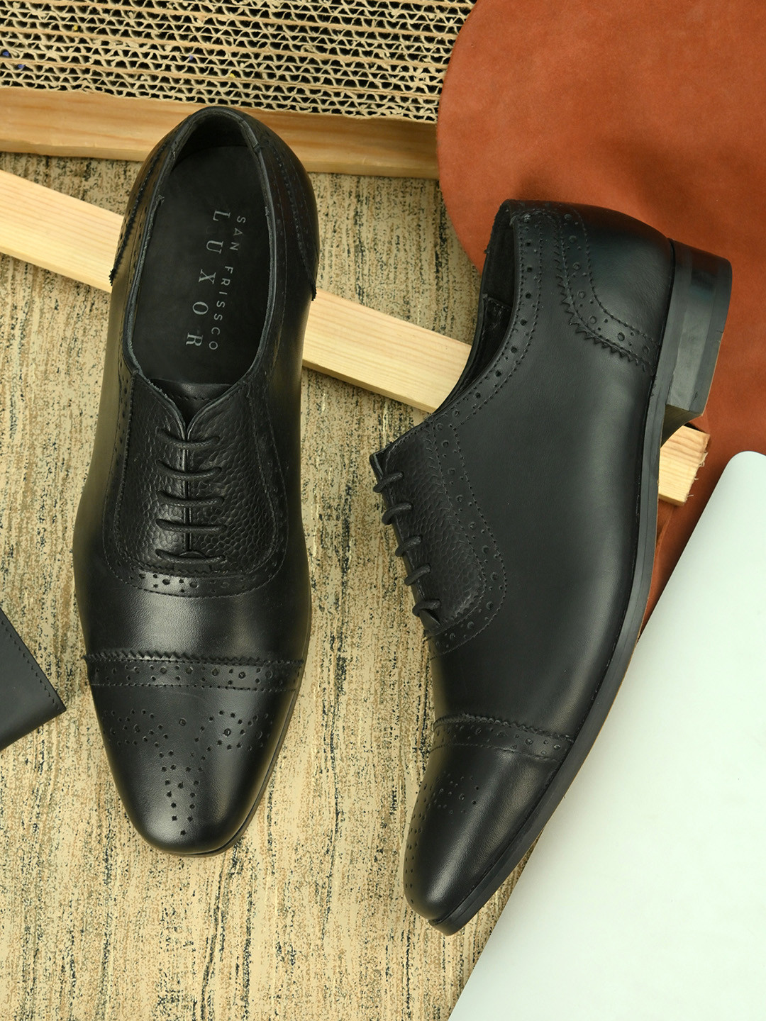 San Frissco Men Black Genuine Leather Classico Formal Oxfords