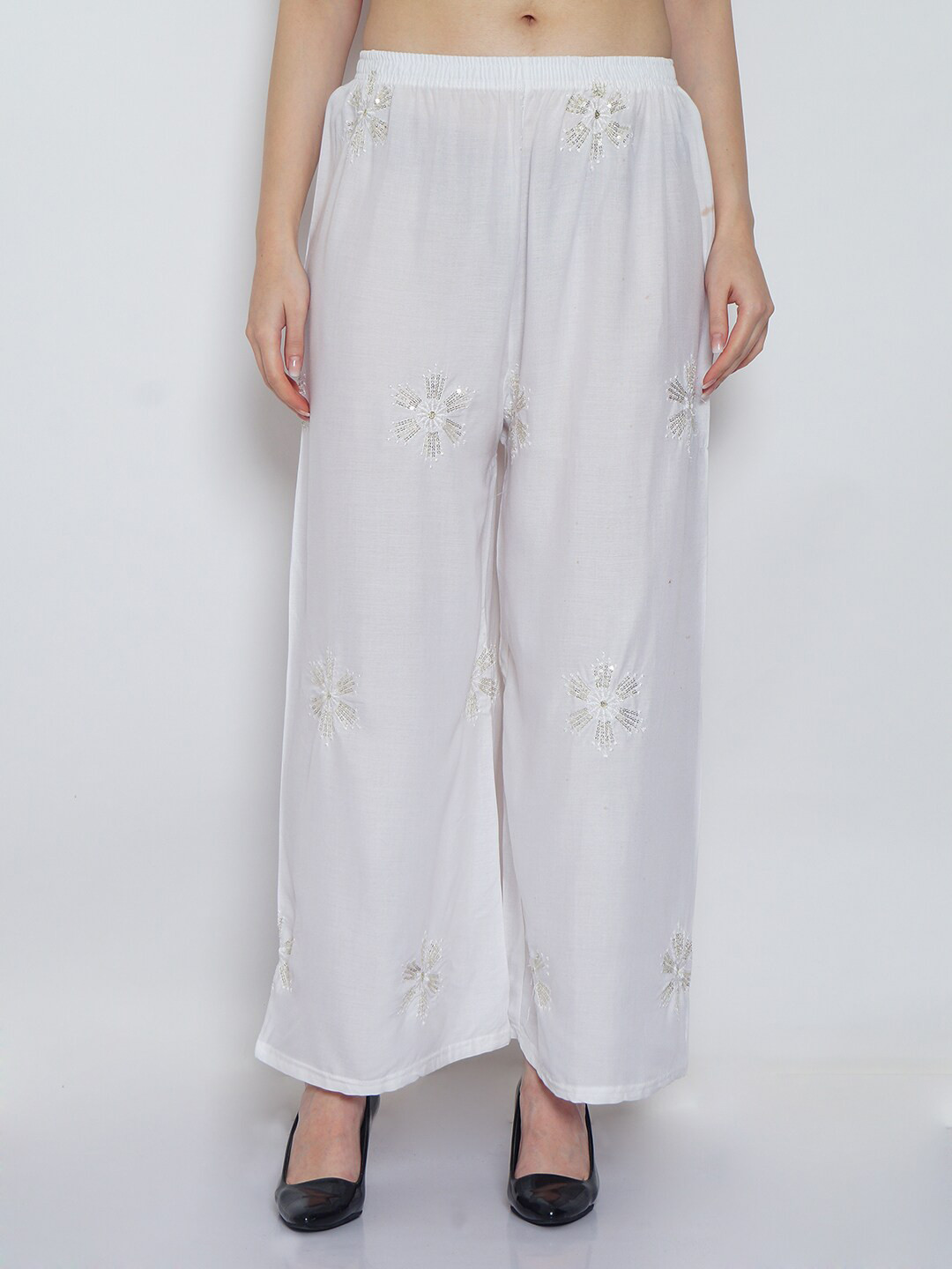 Jinfo Women White & Gold-Toned Ethnic Motifs Flared Ethnic Palazzos