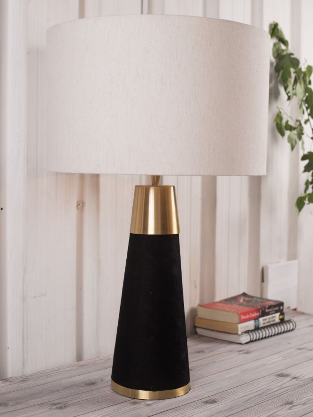 Grated Ginger Black Velour Table lamp