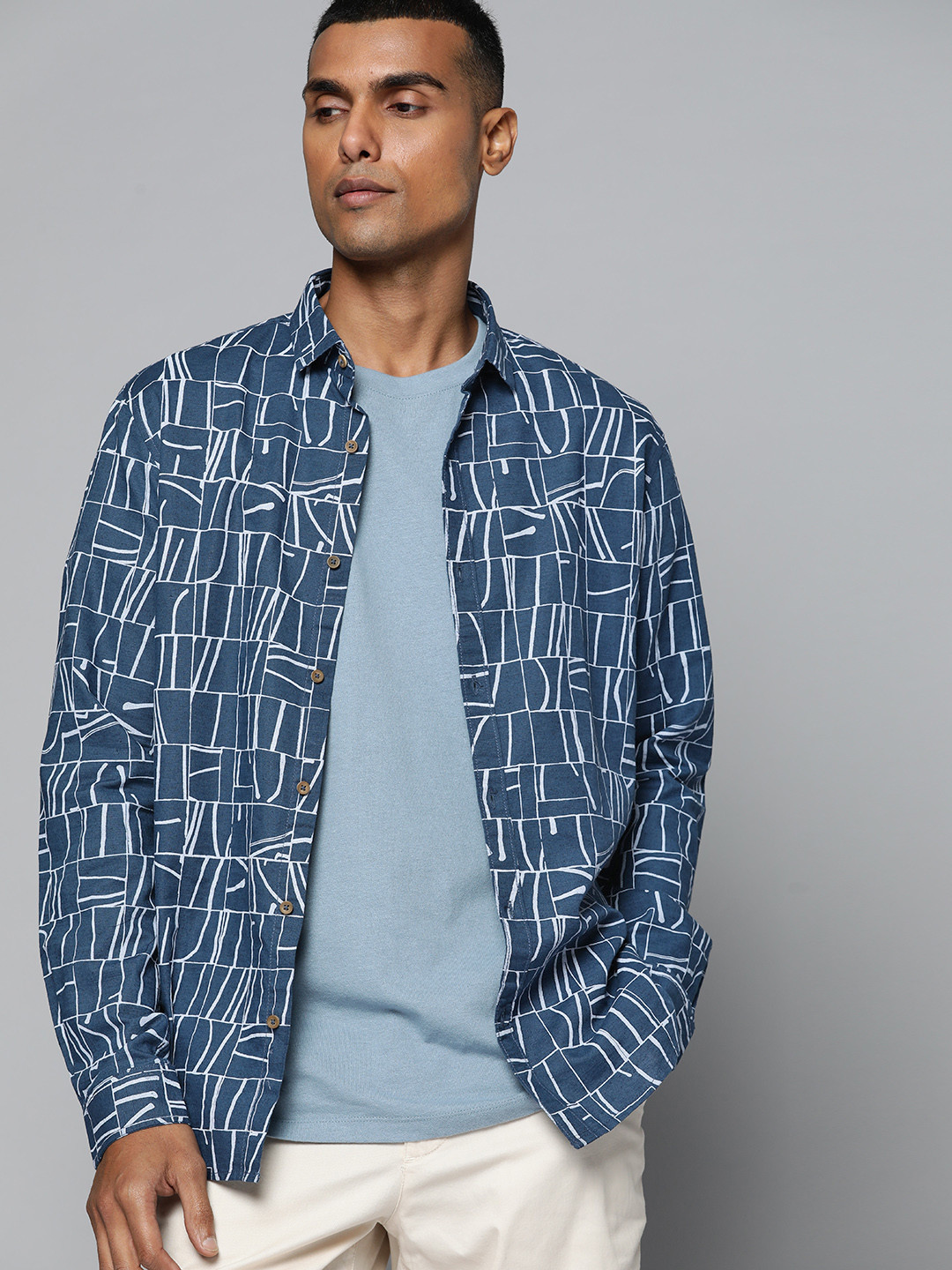 ether Men Blue Printed Regular Fit Cotton Linen Casual Shirt