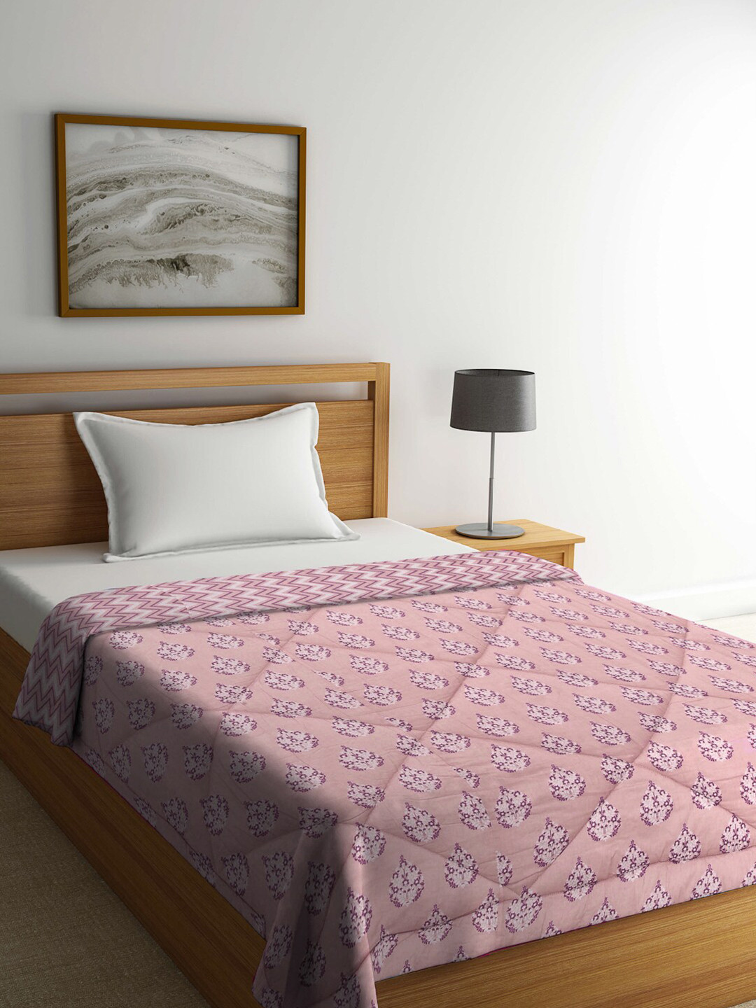 KLOTTHE Peach-Coloured Floral Mild Winter 600 GSM Jaypuri Single Bed Quilt