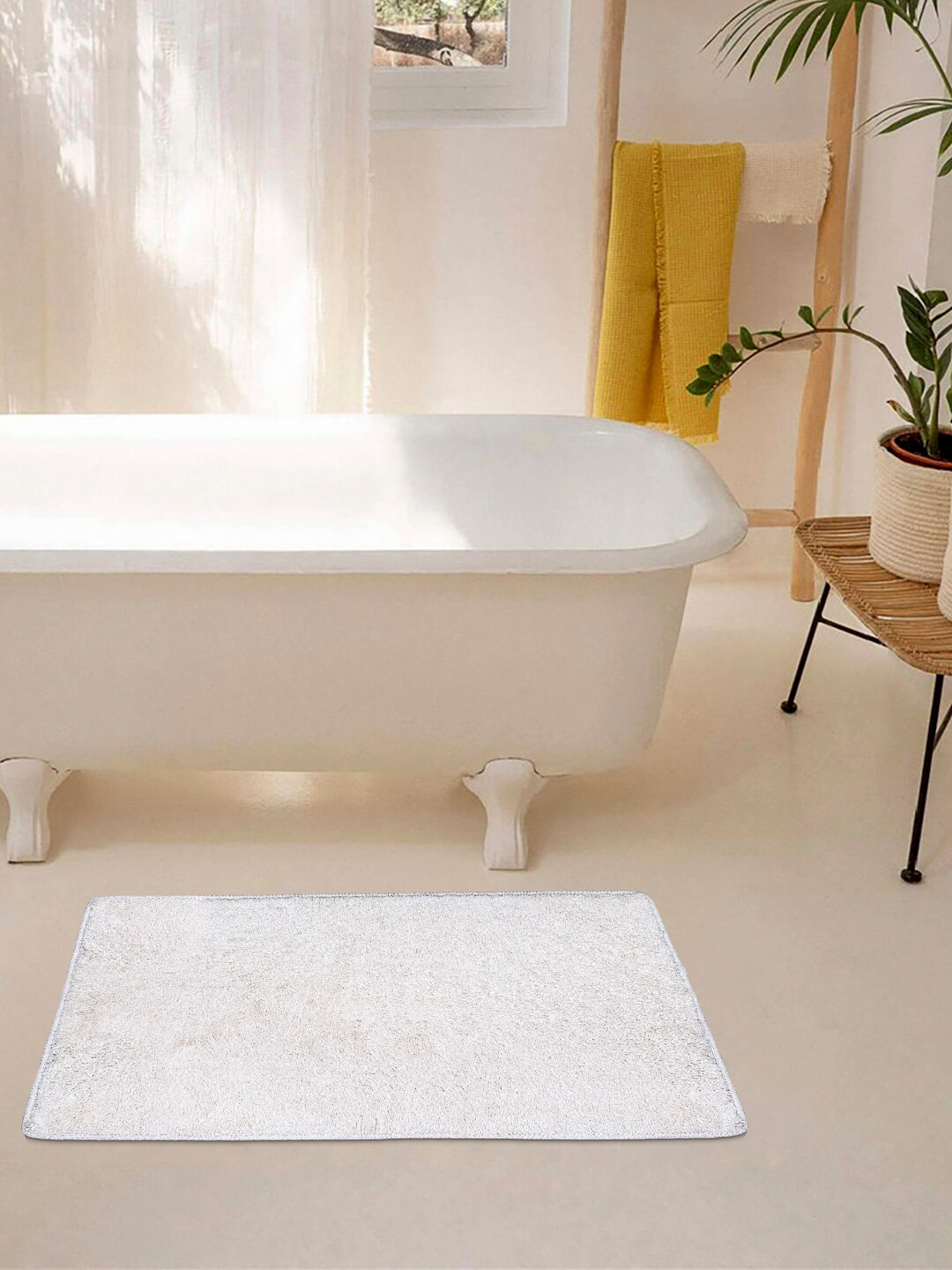 Arrabi Cream-Coloured Solid 2000 GSM Cotton Rectangular Bath Rug