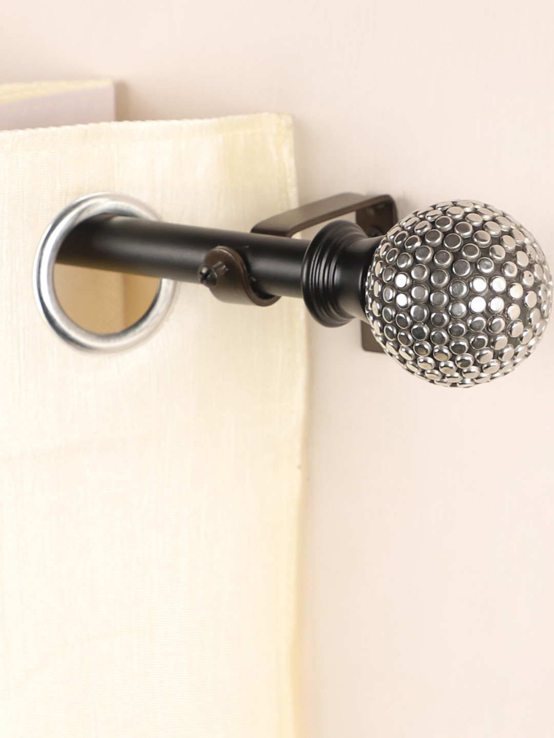 The Decor Mart Set Of 2 Silver Coloured Extendable Curtain Rods With Brackets