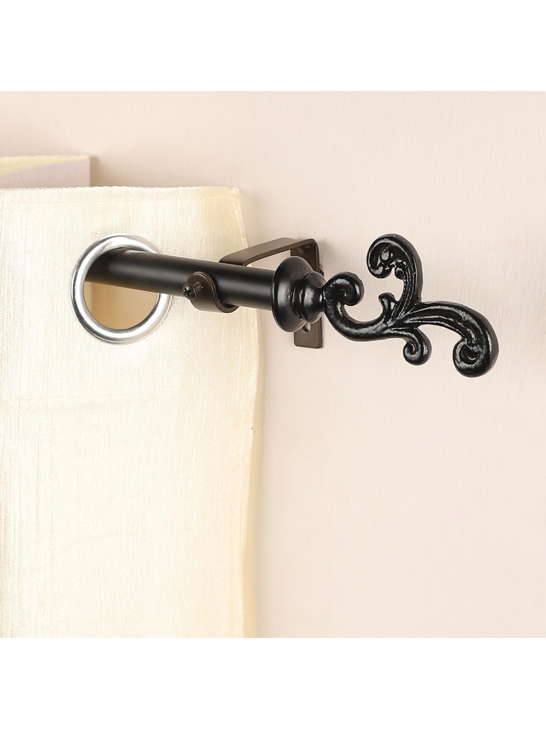 The Decor Mart Silver Extendable Curtain Rods With Brackets