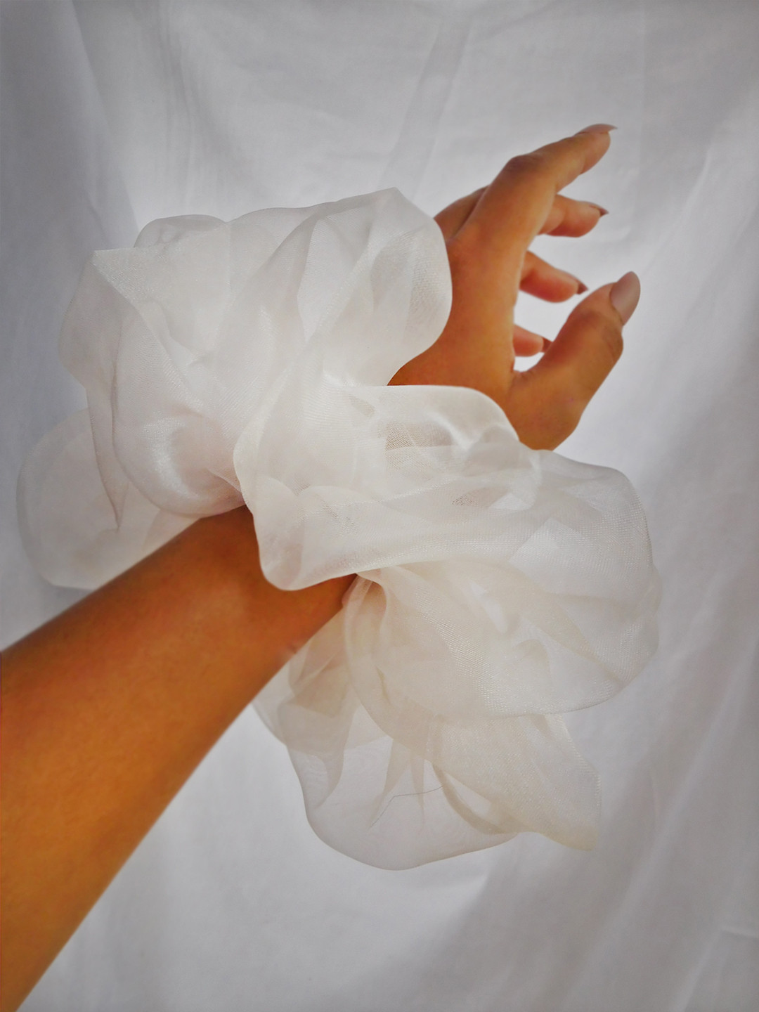 Soho Boho Studio Women White Ponytail Holders