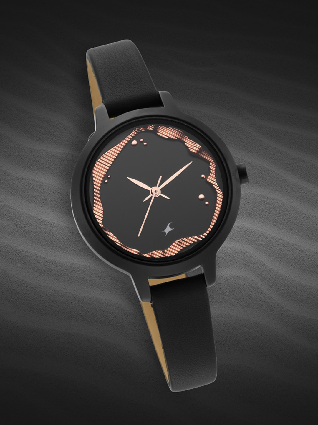 Fastrack Women Black Brass Embellished Dial & Black Leather Straps Analogue Watch 6260NL01