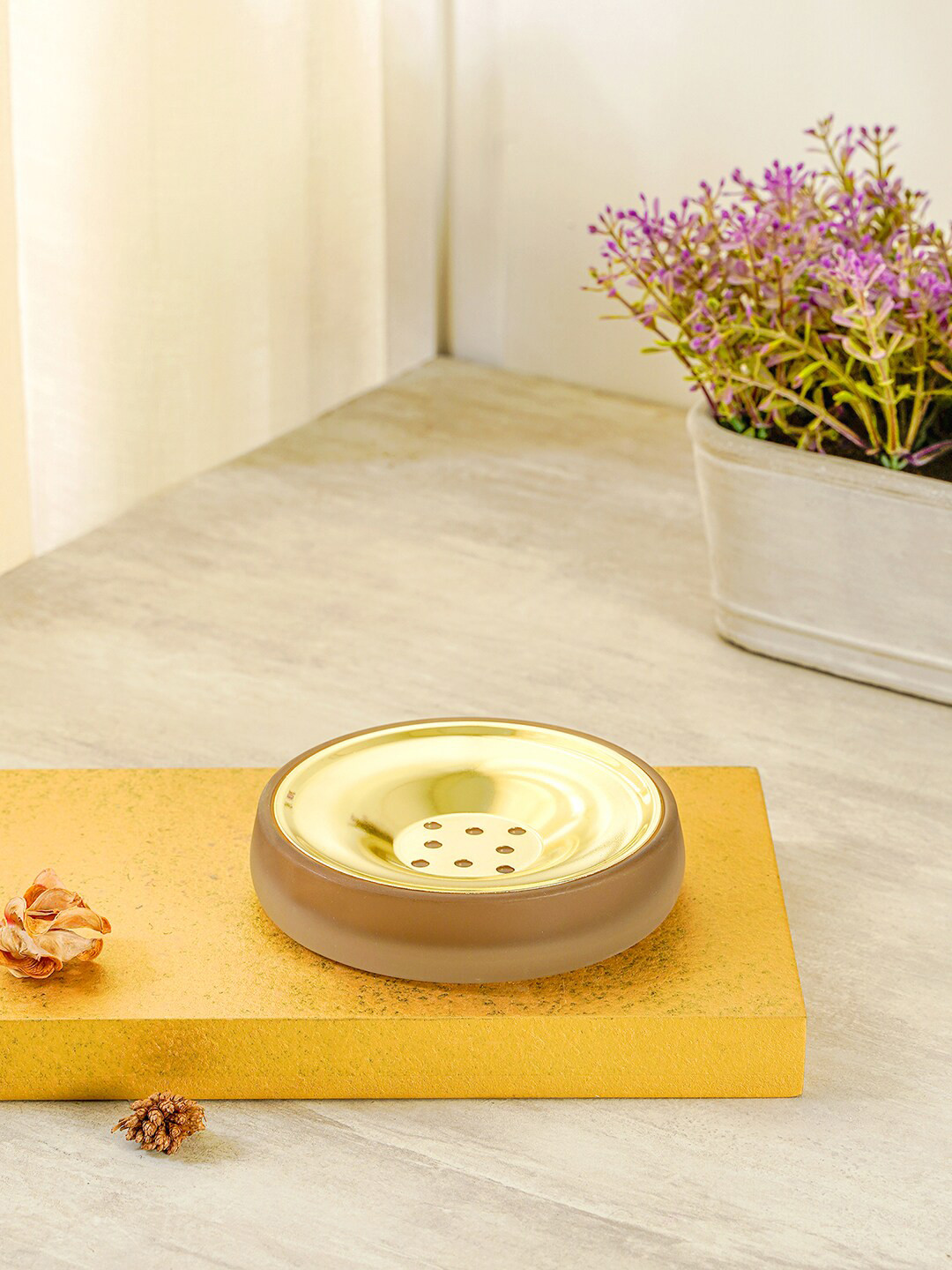Pure Home and Living Brown Frosted Glass Soap Dish
