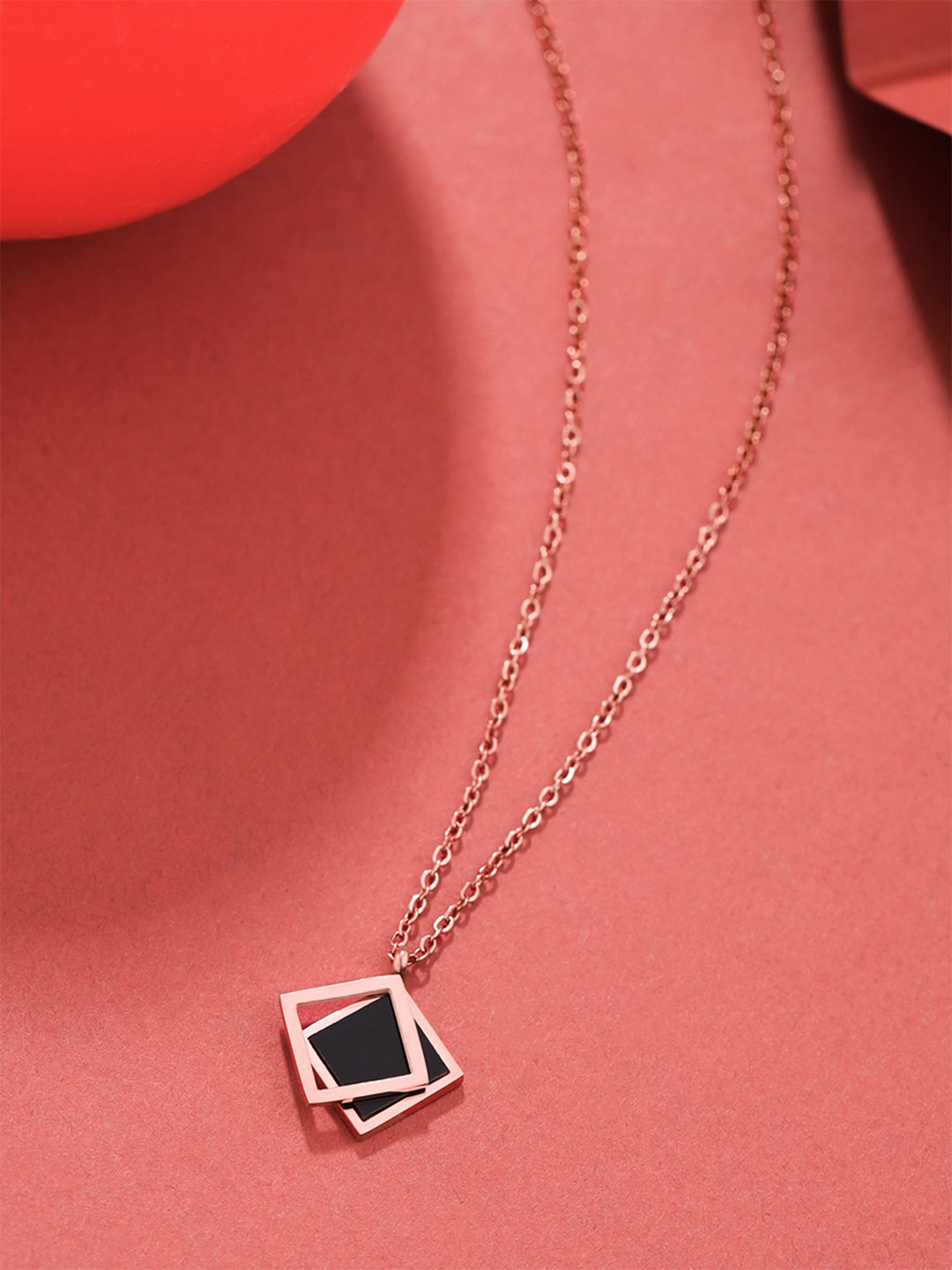Yellow Chimes Rose Gold Plated Geometric Charm Stainless Steel Pendant