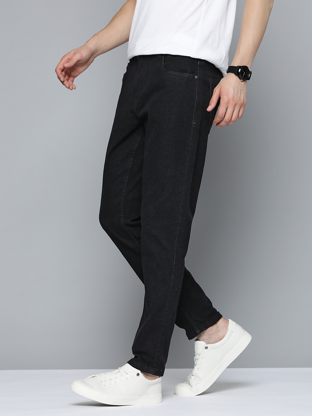 Mast & Harbour Men Black Carrot Fit Stretchable Jeans