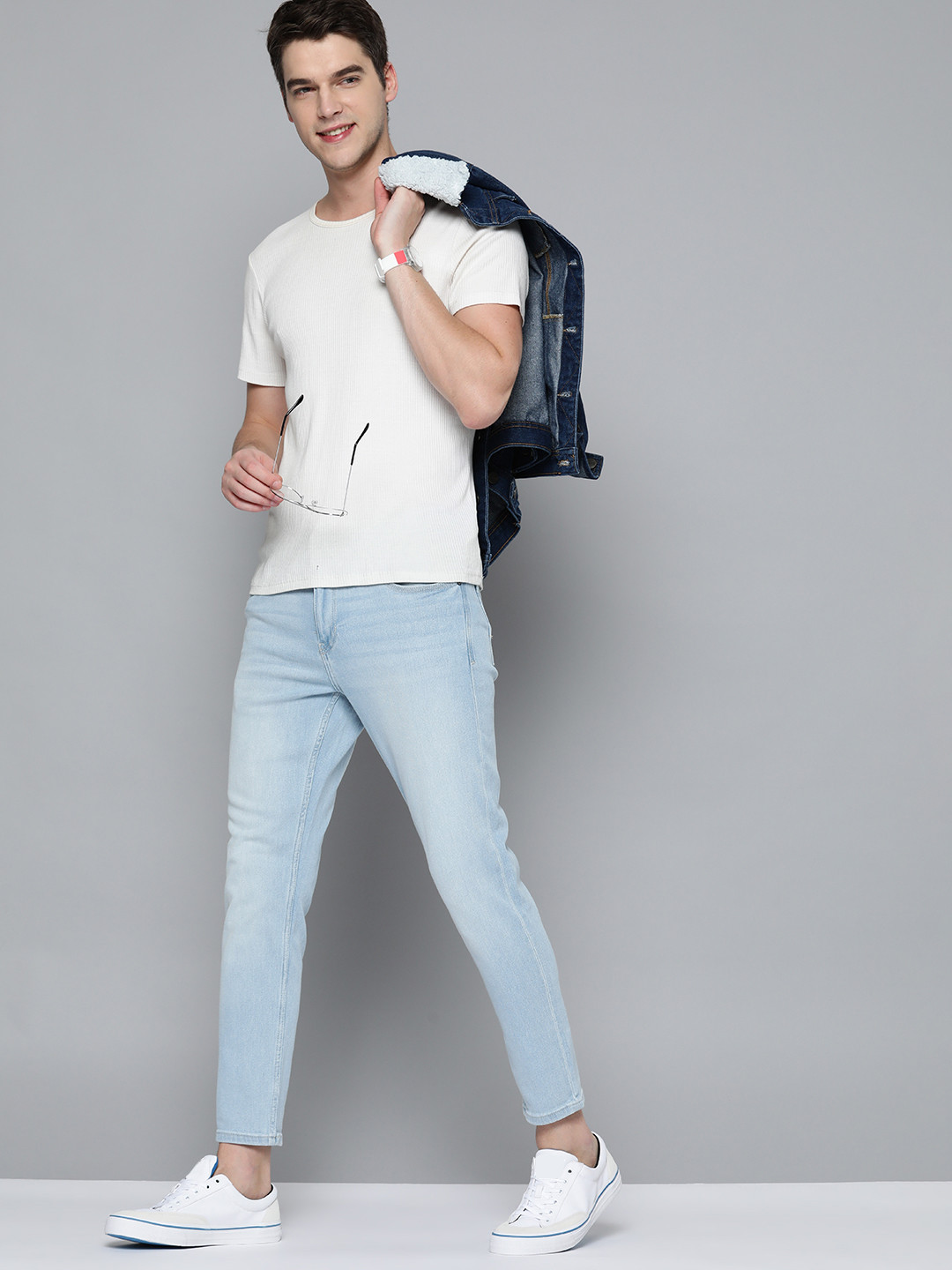 Mast & Harbour Men Carrot Light Fade Stretchable Jeans