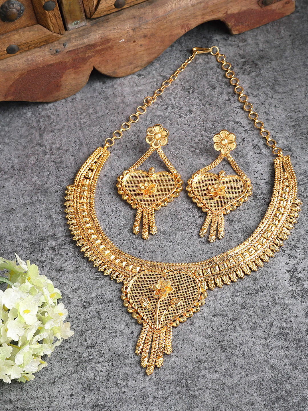 ZENEME Gold Plated Heart Shaped Jewellery Set