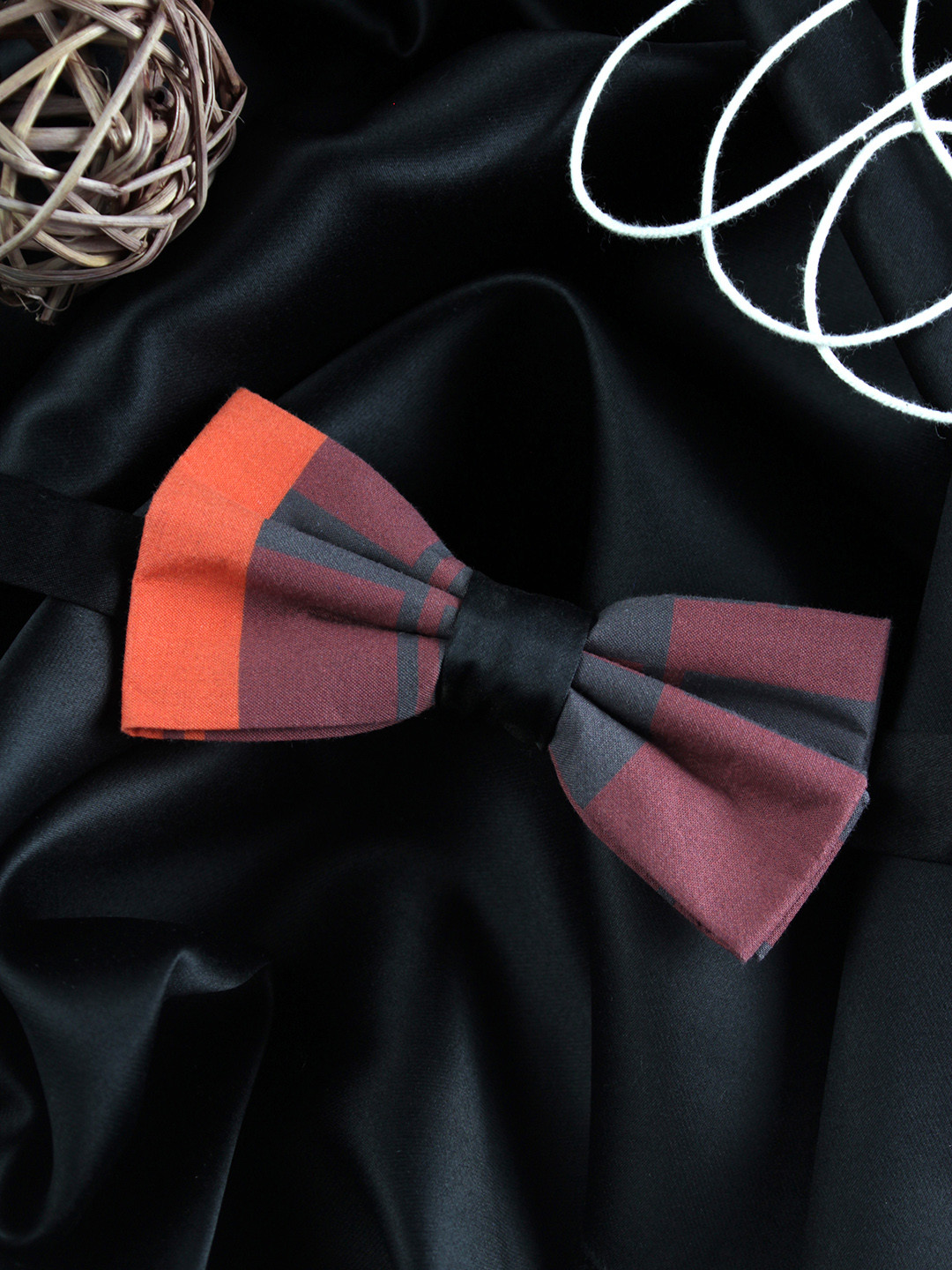 PELUCHE Men Red Printed Cotton Bow Tie