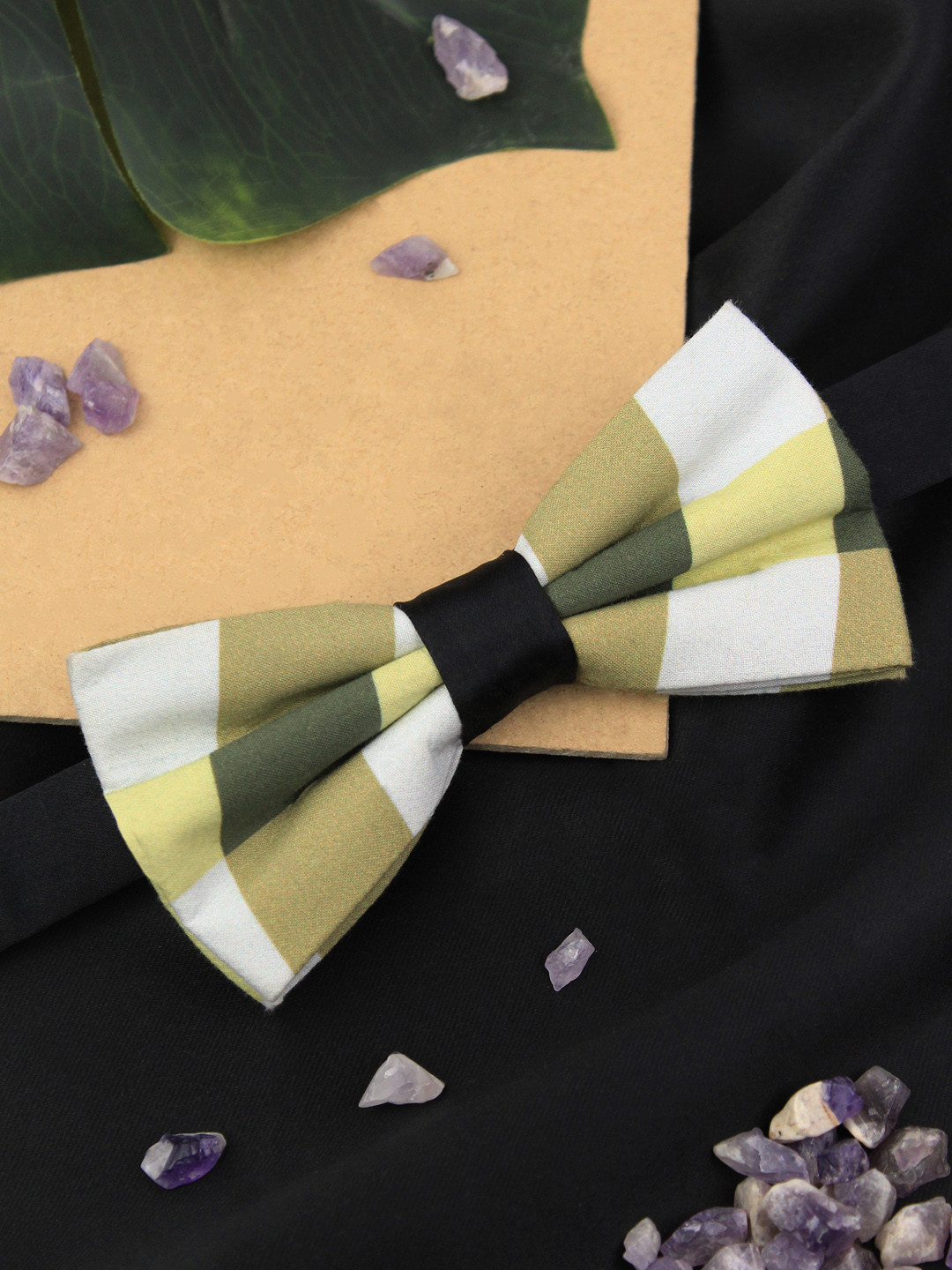 PELUCHE Men Olive Green Checked Bow Tie