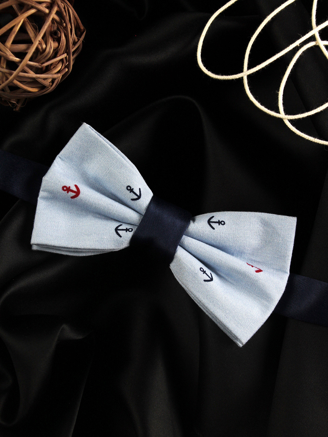 PELUCHE Men Blue & Red Printed Bow Tie