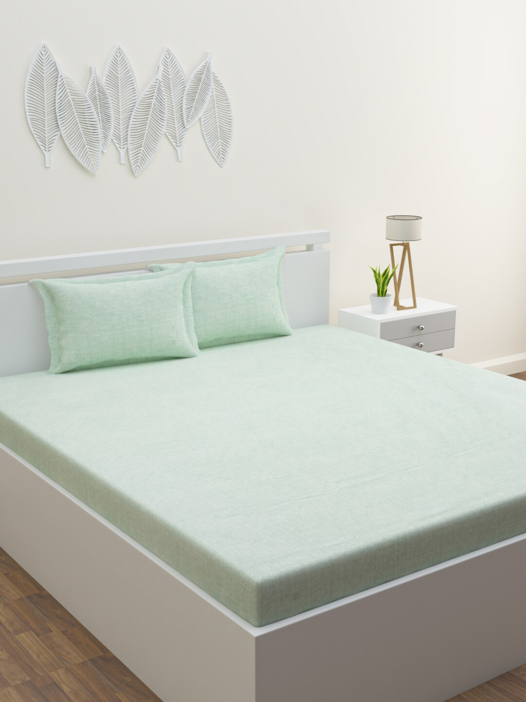 HAPPY HUES Green 180 TC King Bedsheet with 2 Pillow Covers