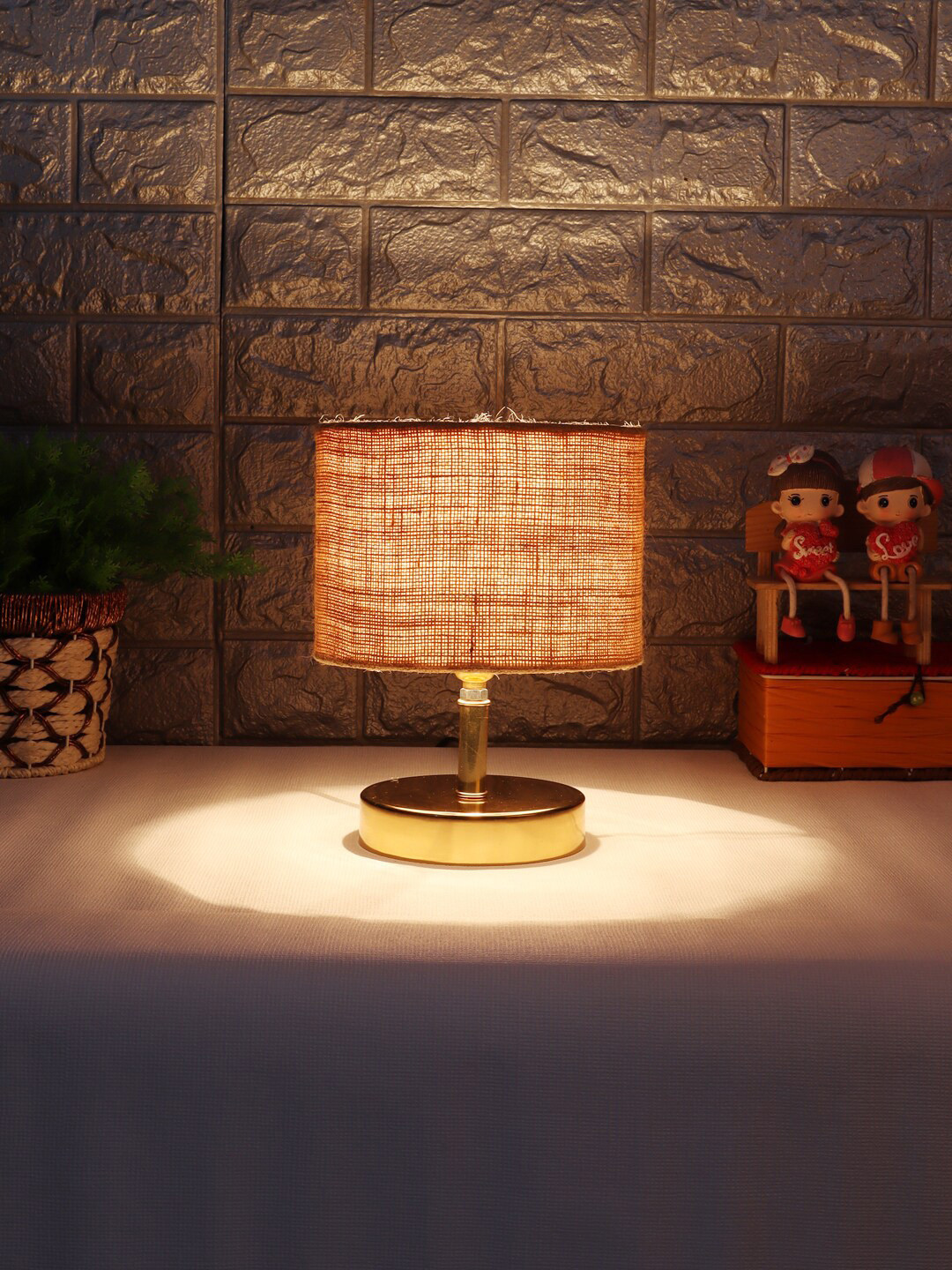 Devansh Beige Jute Shade With Metal Table Lamp