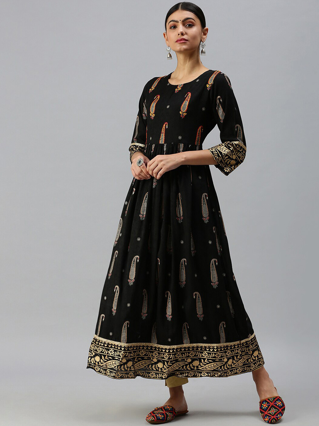 SHOWOFF Women Black & Red Paisley Embroidered Kantha Work Cotton Anarkali Kurta