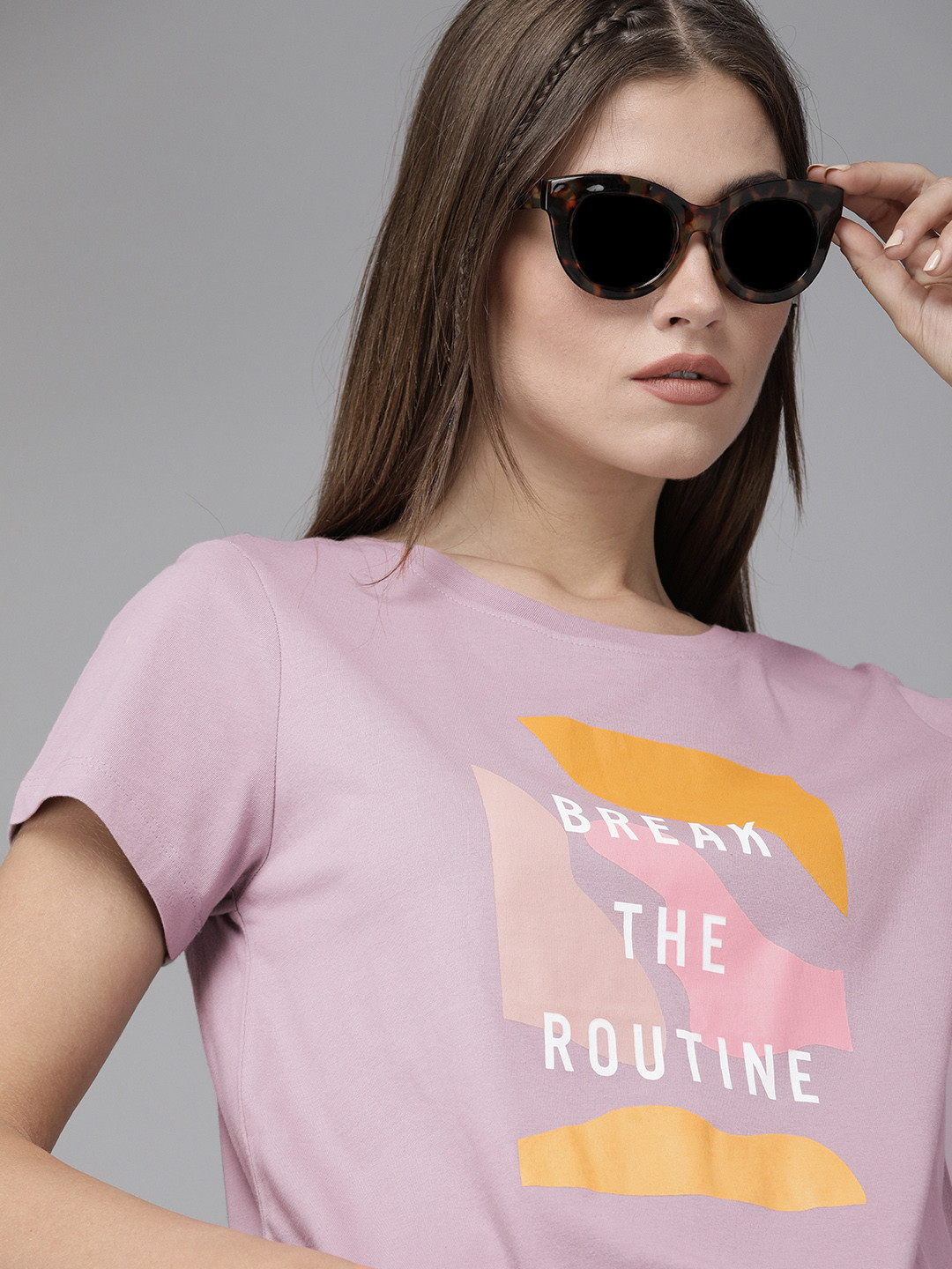 The Roadster Lifestyle Co Women Mauve & White Printed Cotton T-shirt