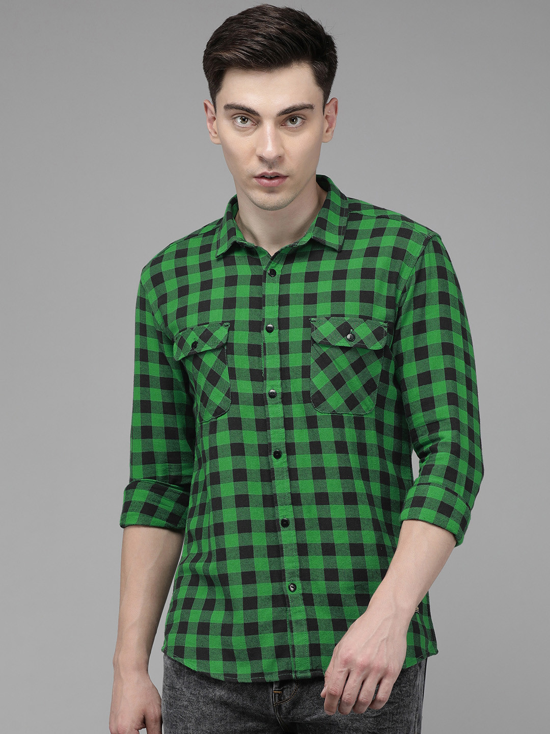 Voi Jeans Men Green & Black Pure Cotton Standard Slim Fit Gingham Checks Casual Shirt