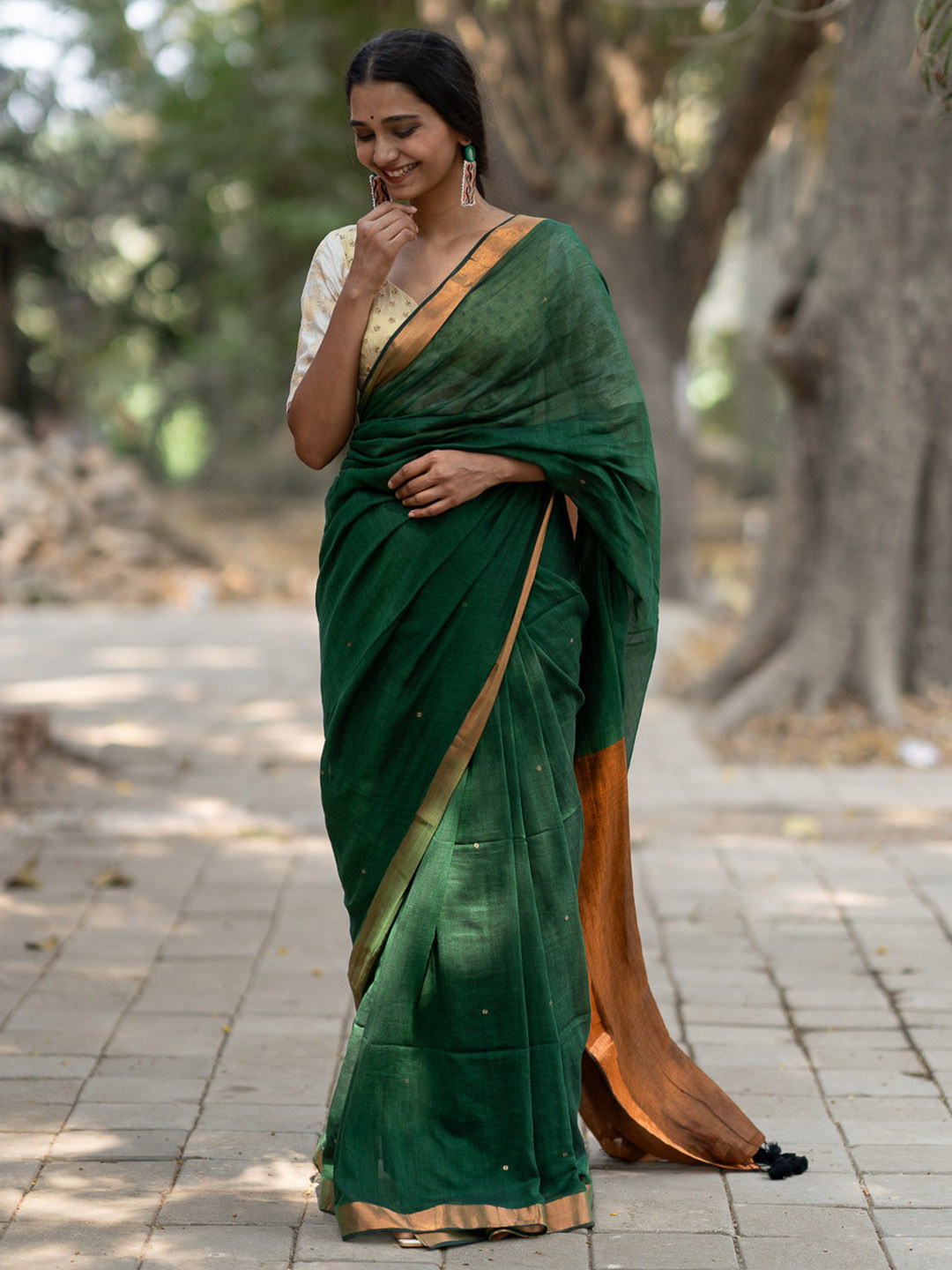 Suta Green & Copper-Toned Embellished Sequinned Pure Cotton Saree