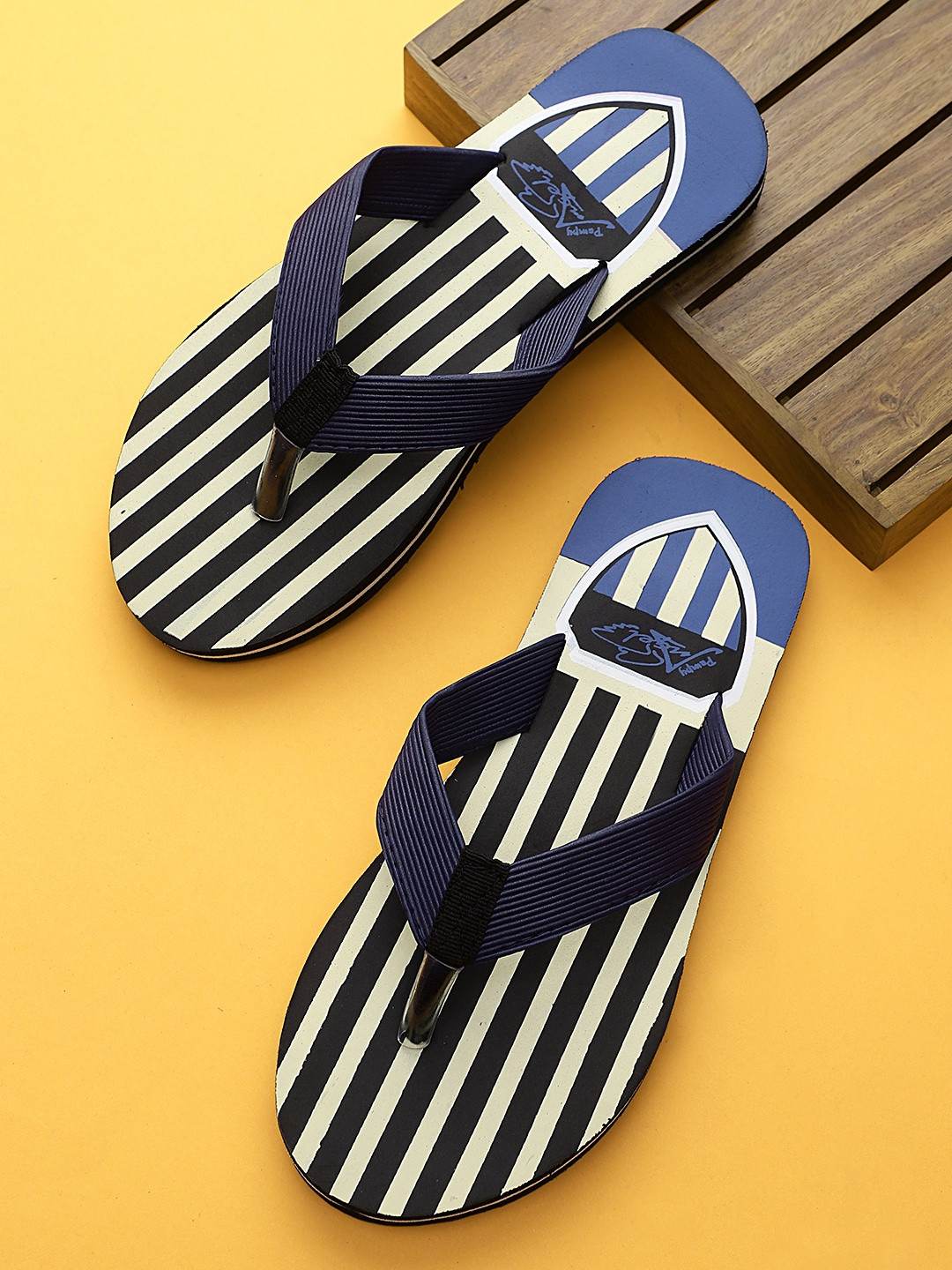 Pampy Angel Men Blue & Yellow Printed Rubber Thong Flip-Flops