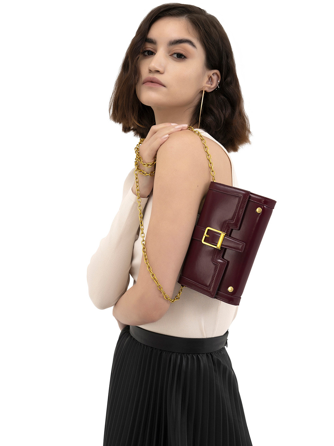 MIRAGGIO Luna Wine Wallet With Detachable Chain Strap