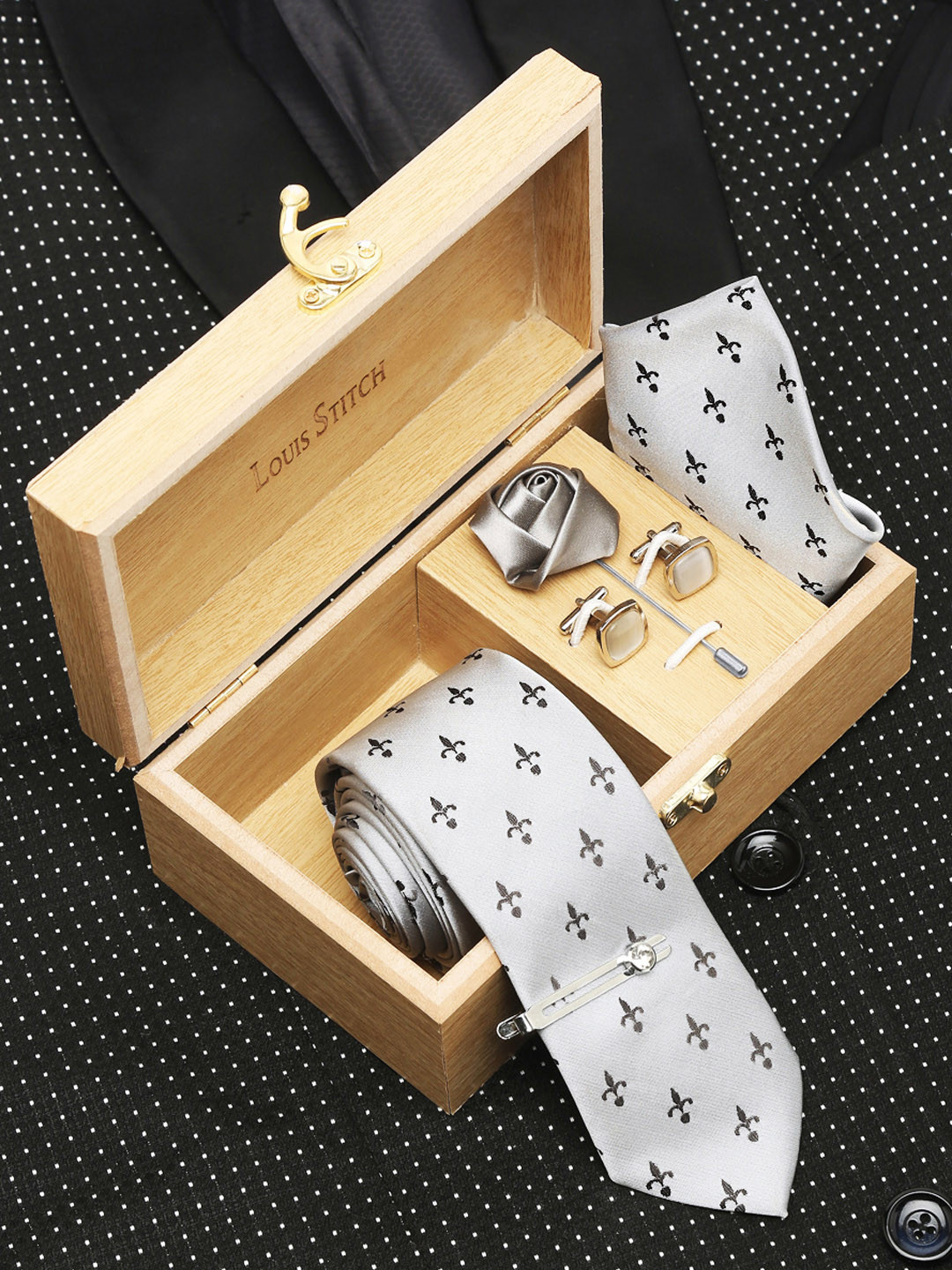 LOUIS STITCH Men Arrow Grey Italian Silk Necktie Accessory Gift Set