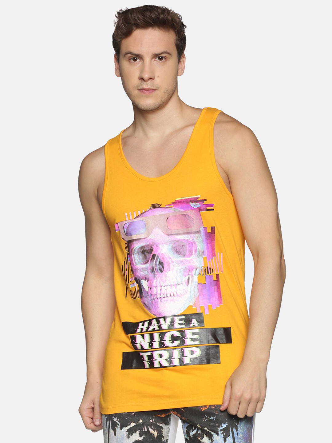 KULTPRIT Men Mustard Yellow & Pink Printed Cotton Slim Fit T-shirt