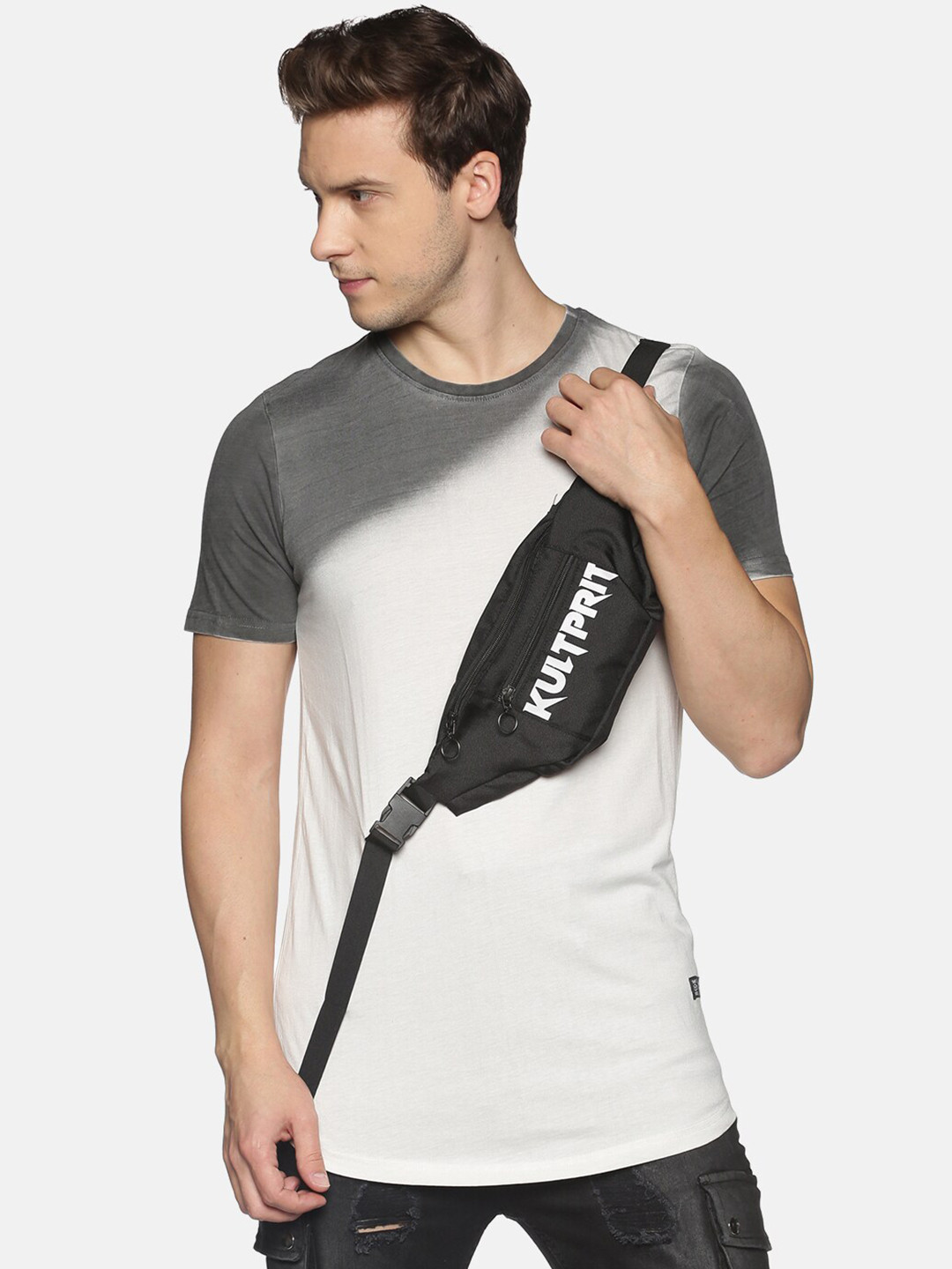 KULTPRIT Men Cream-Coloured & Grey Colourblocked Cotton Slim Fit T-shirt