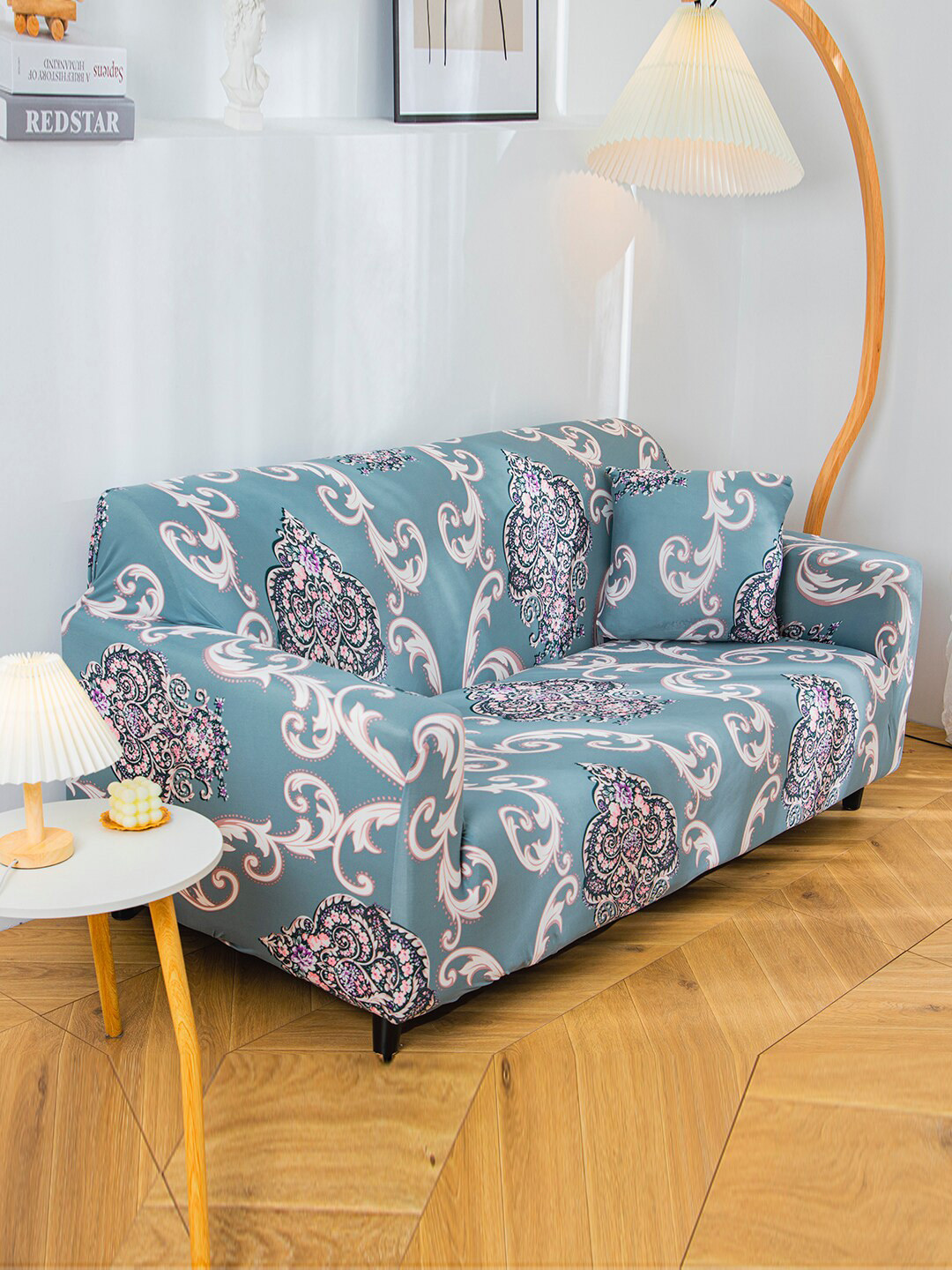 HOUSE OF QUIRK Blue Motif 3-Seater Stretchable Non-Slip Sofa Cover