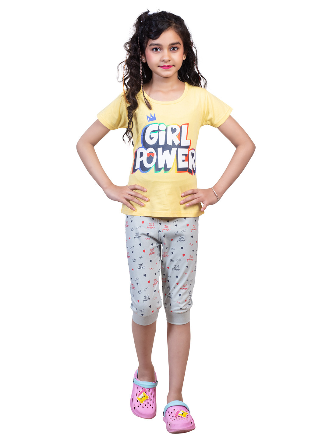 Nottie Planet Girls Yellow & Grey Printed T-shirt with Capri