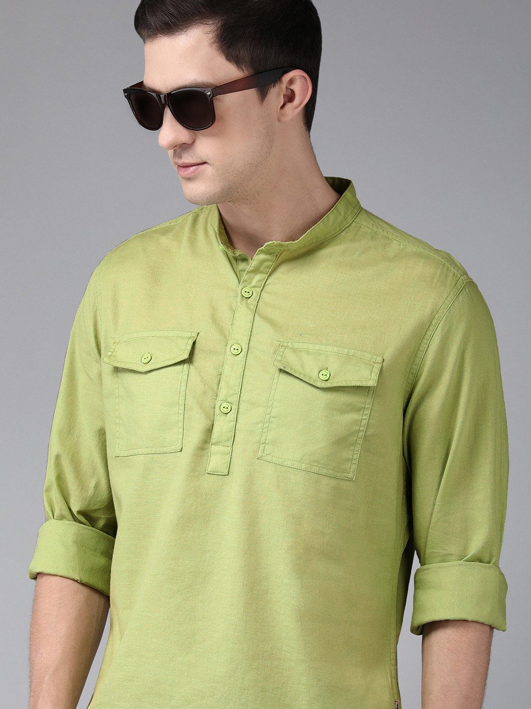 BEAT LONDON by PEPE JEANS Men Light Olive Green Classic Slim Fit Solid Opaque Casual Shirt