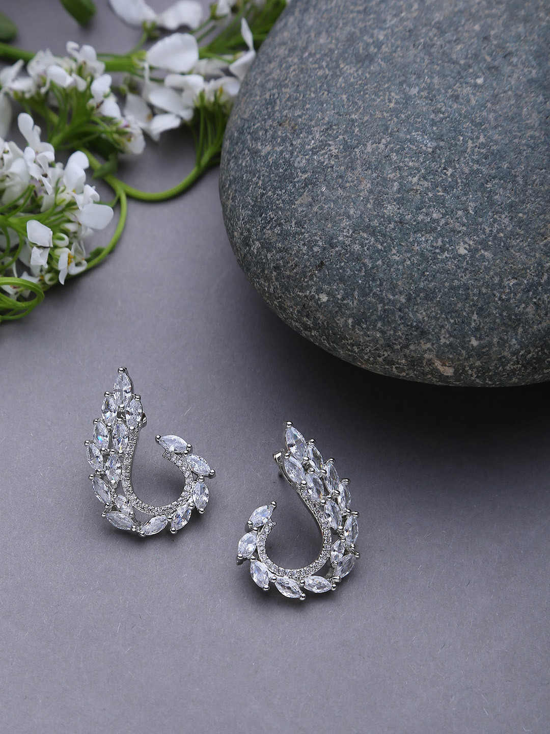 SOHI Silver-Plated Oxidised Casual Studs Earrings