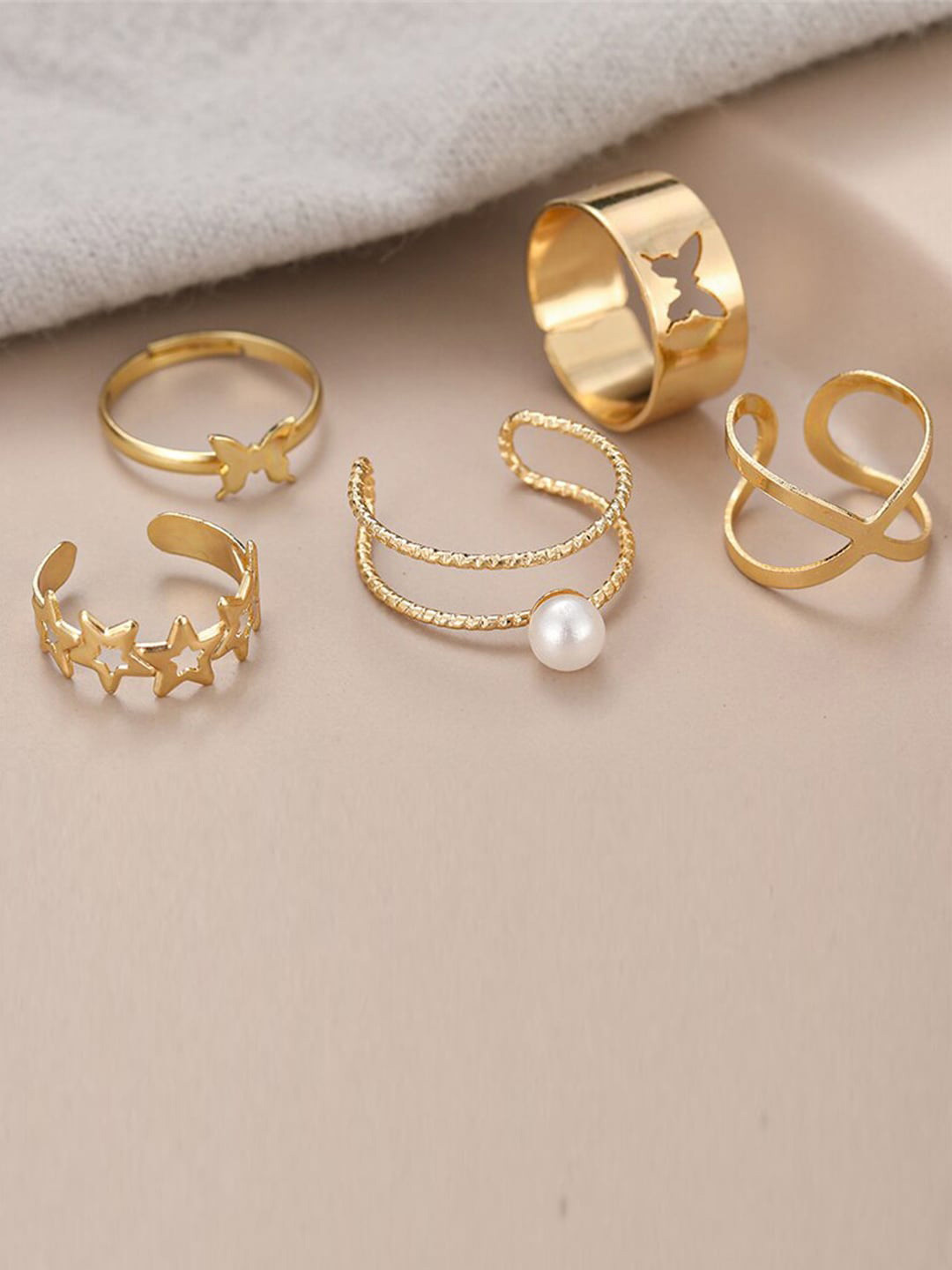 Jewels Galaxy Set Of 5 Women Gold-Toned & Gold-Plated Finger Rings